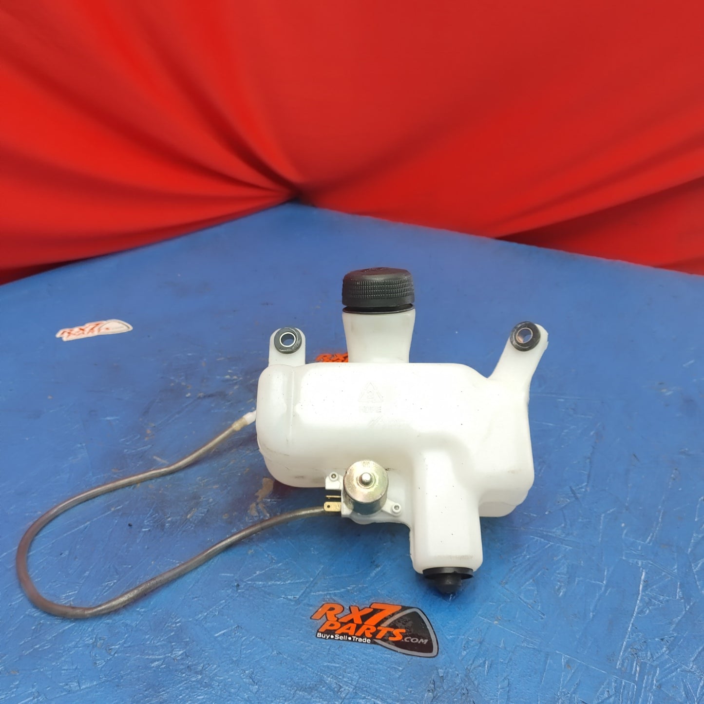 LHD, RHD Rear Washer Fluid Reservoir Bottle W/ Pump & Lid RX7 FD FD3S 93 - 02 Mazda S9B7/5