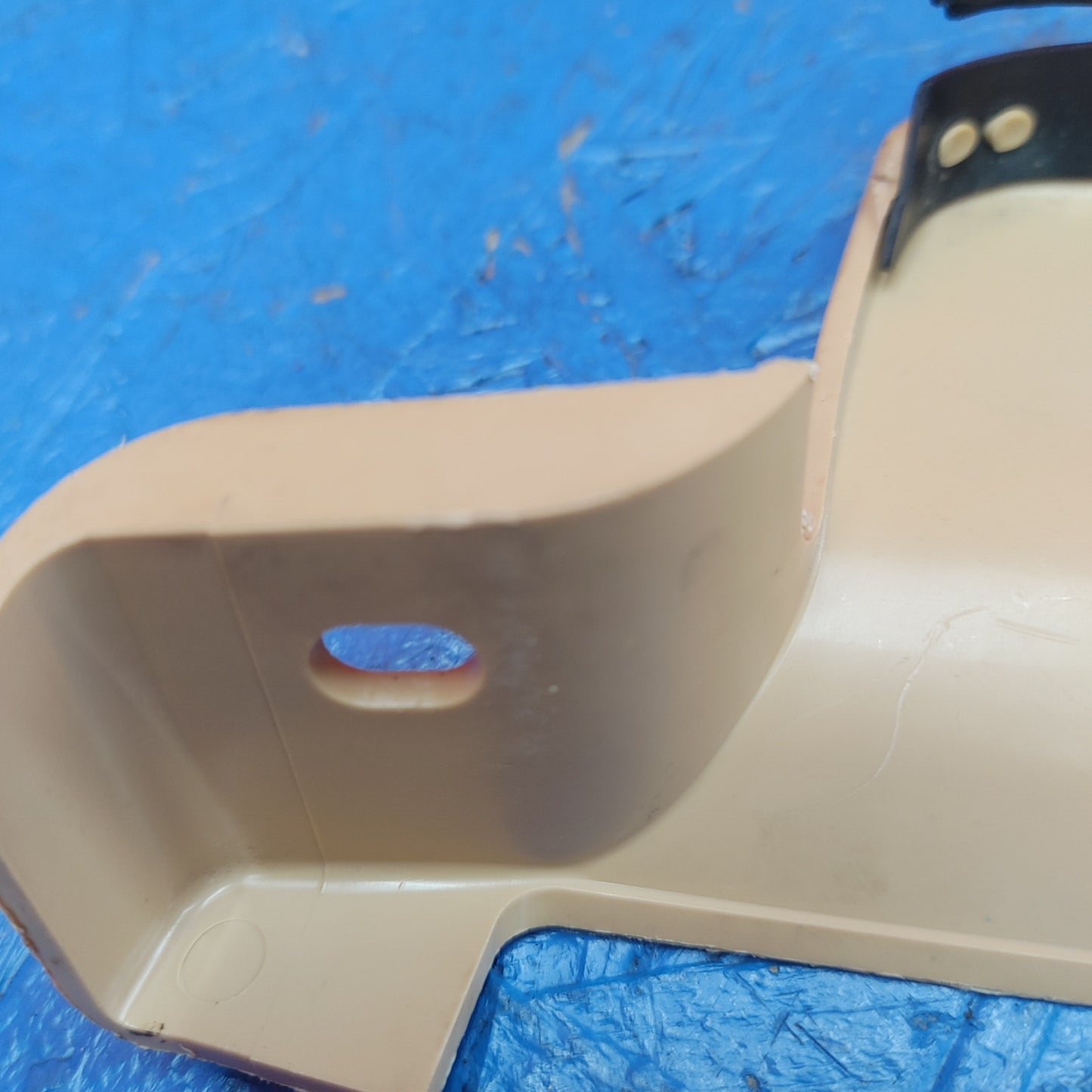 LHD Fuel Door Hatch Lever Cover FD0168 6F6 RX7 FD FD3S 93 - 95 Mazda S9B2/6