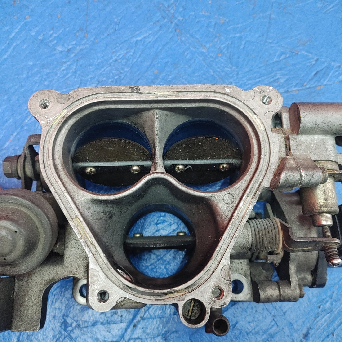 LHD RHD Throttle Body with TPS RX7 FD FD3S 93 - 02 Mazda S7B26/25