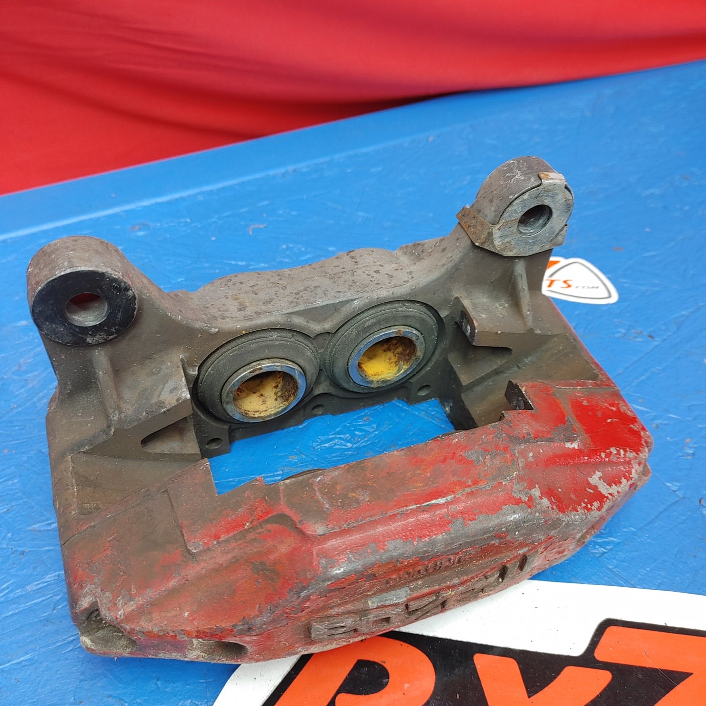 LHD Front 4 Piston Pot Brake Calipers RX7 FD FD3S 93 - 02 Mazda S7B17/1