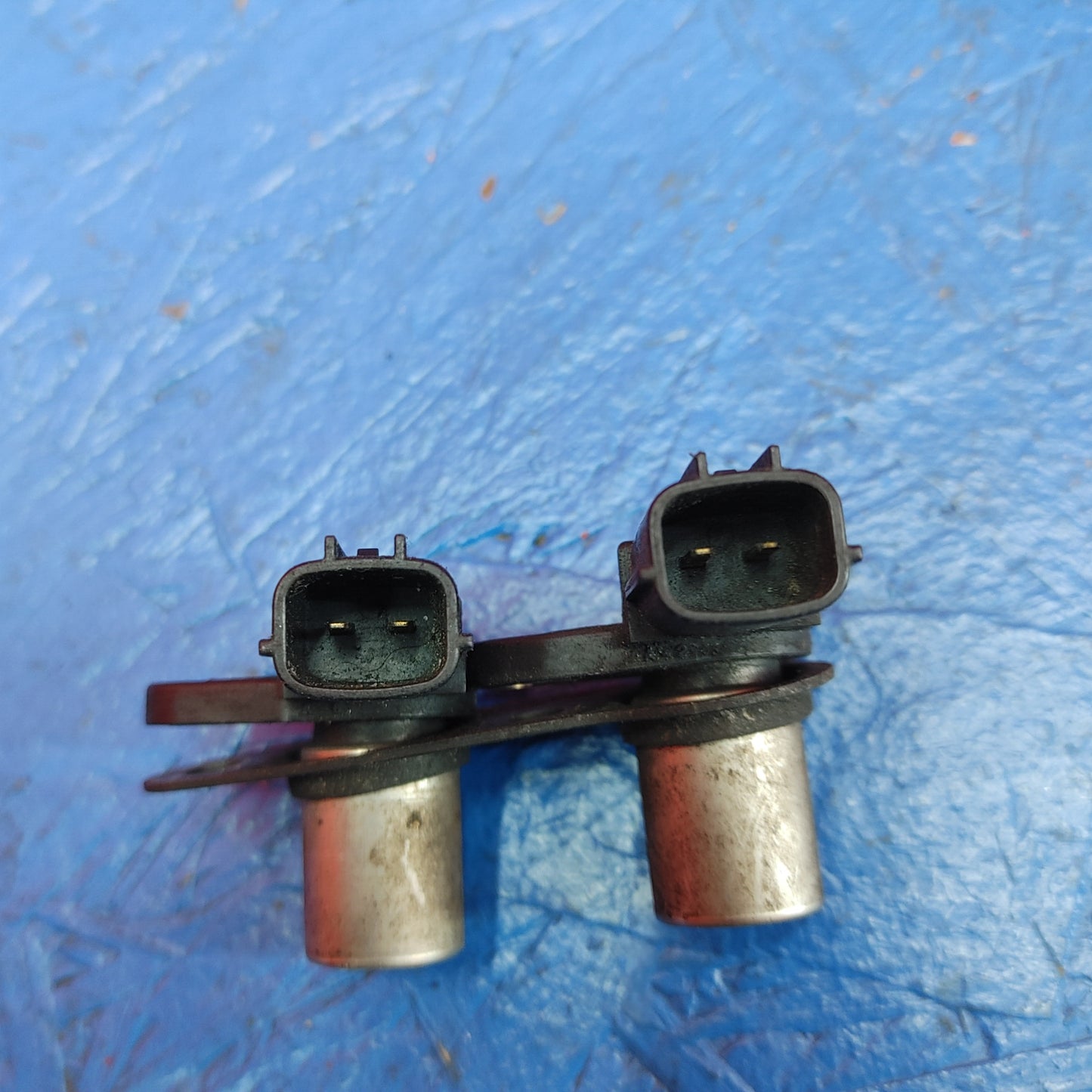 OEM Denso Crank Angle Sensor Pair With Bracket N3A1-18-221A RX7 FD FD3S 93 - 02 Mazda S7B17/4