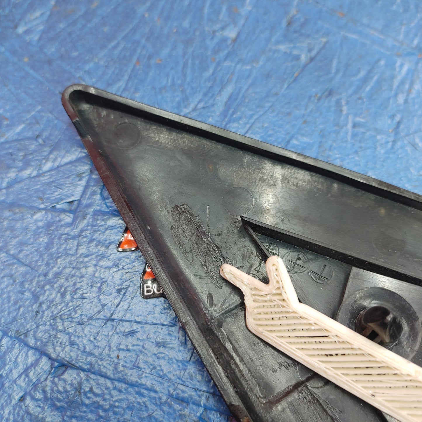 LHD, RHD Right Outer Triangle Exterior Trim RX7 FD FD3S 93 - 02 Mazda S9B5/2