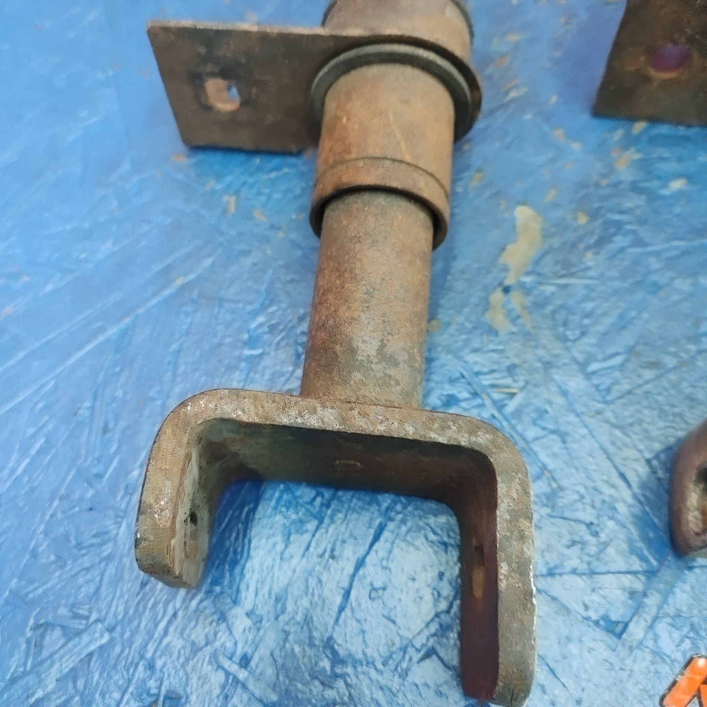 LHD, RHD Mazda RX7 Front Left Right Bumper Shock Absorber Brackets RX7 FB FB3S 79 - 85 Mazda S9B3/14