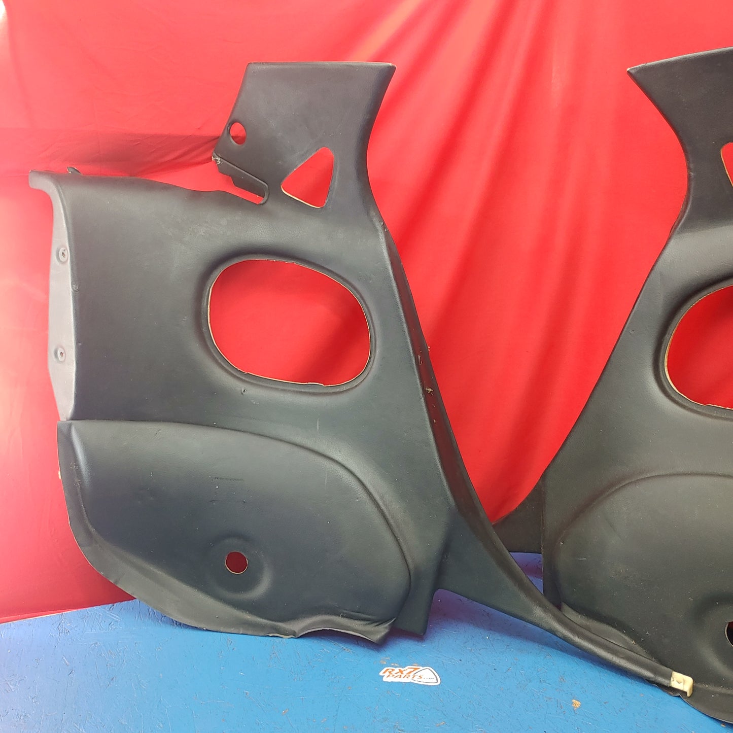 LHD, RHD Black Rear Seat Quarter Plastics Pair Not For Bins RH F100-68-531 LH F100-68-561 RX7 FD FD3S 93 - 02 Mazda S4b0207