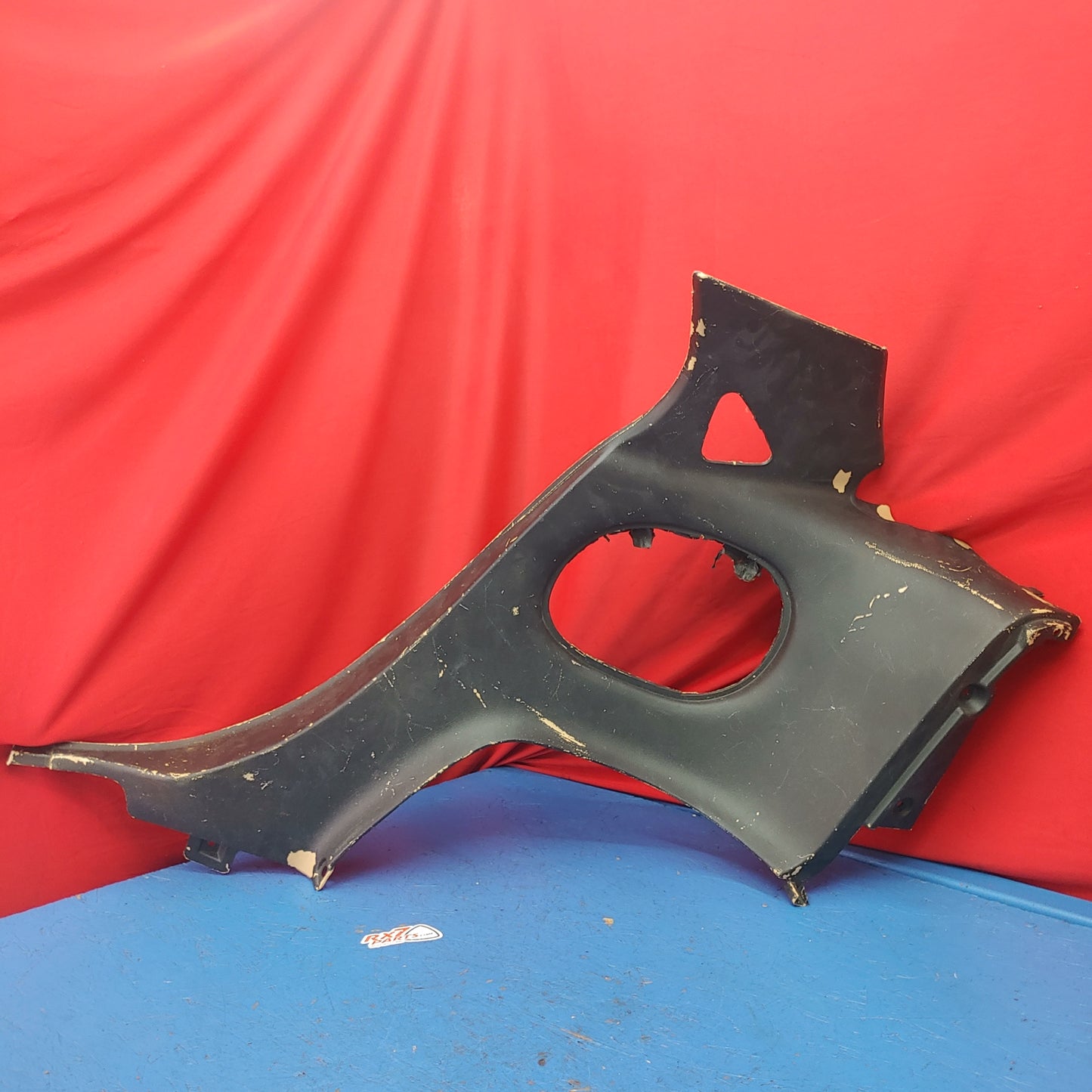 LHD, RHD Tan Painted Black Pair Of Rear Quarter Plastics Rear Seat Bins Painted See Photos FD01 68 560 RX7 FD FD3S 93 - 02 Mazda S4b0208