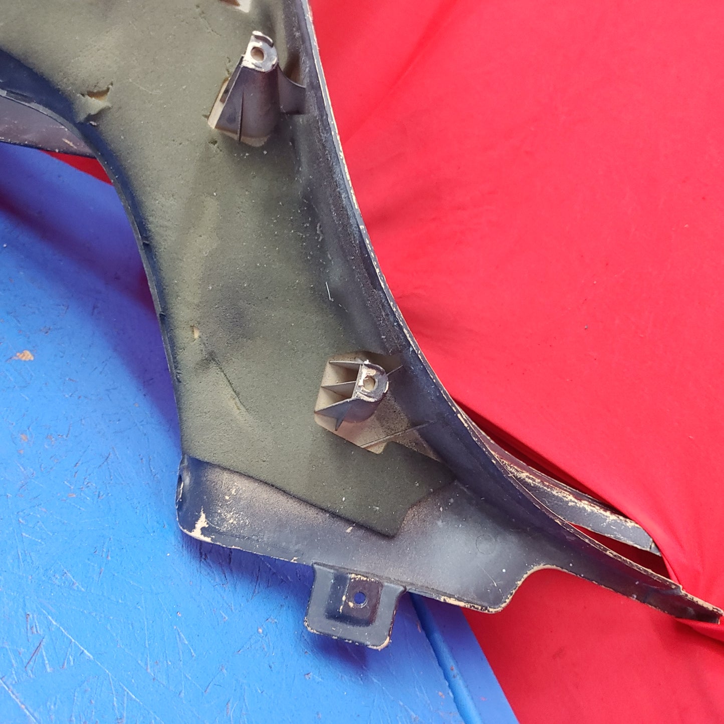 LHD, RHD Tan Painted Black Pair Of Rear Quarter Plastics Rear Seat Bins Painted See Photos FD01 68 560 RX7 FD FD3S 93 - 02 Mazda S4b0208