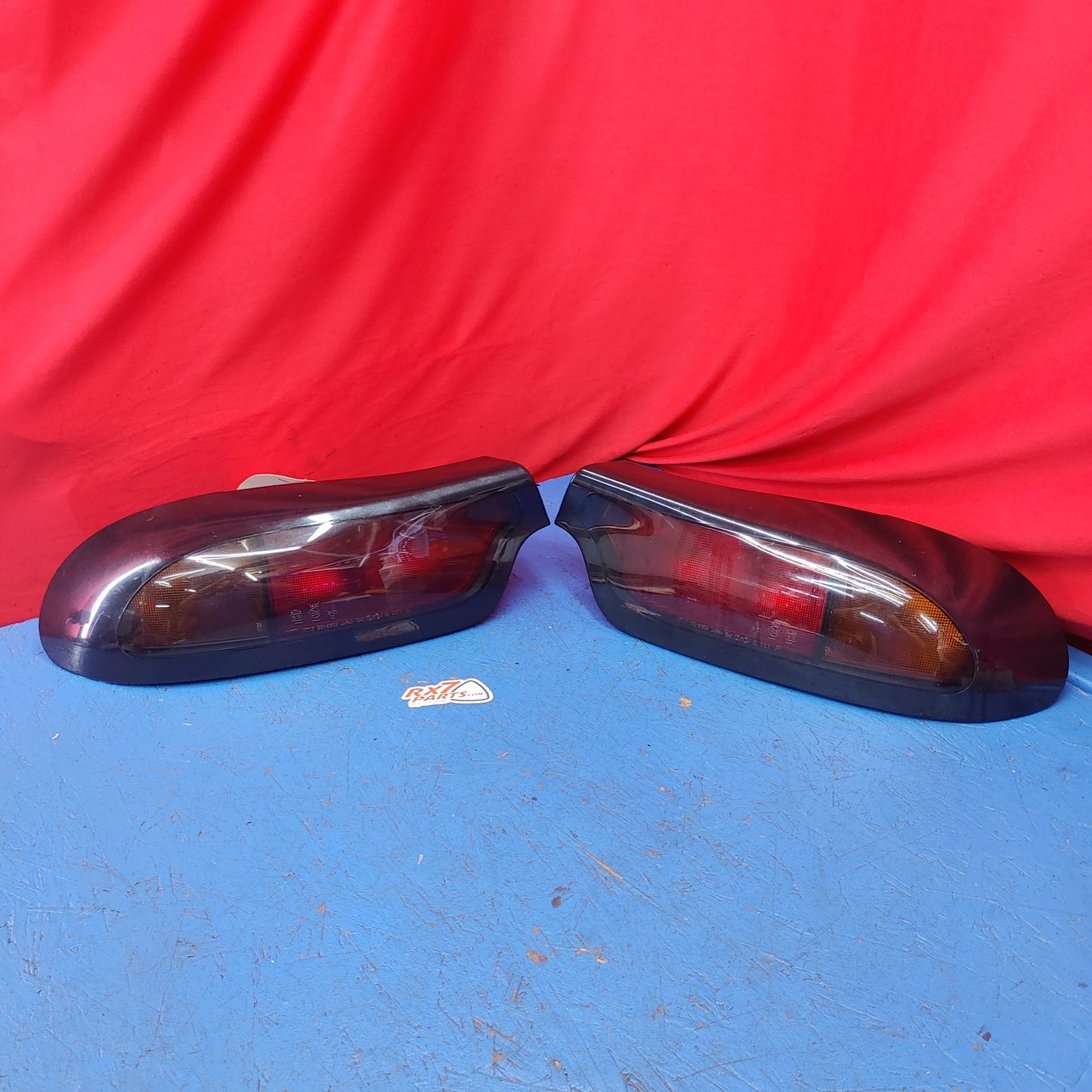 LHD, RHD Pair Tail Lights Oem Okay condition needs buffed RX7 FD FD3S 93 - 95 Mazda S4B0/248