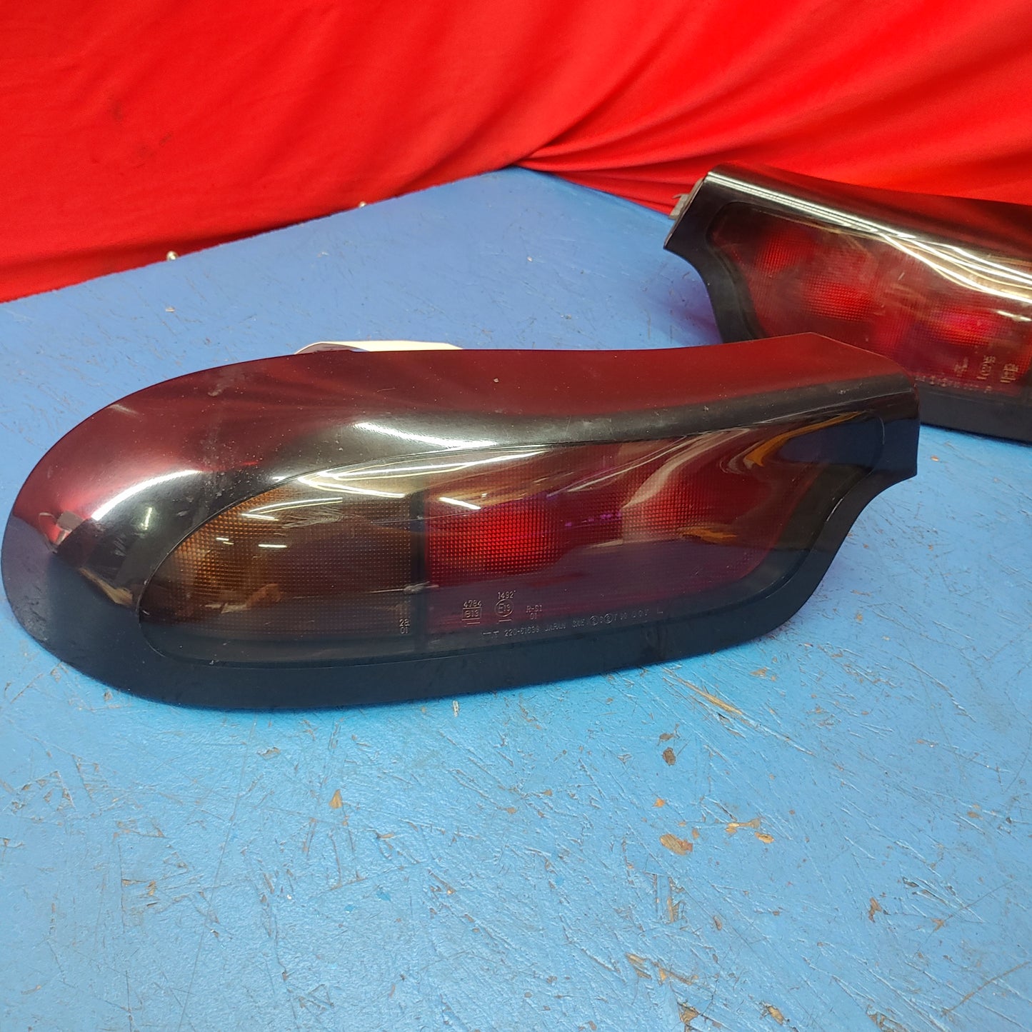 LHD, RHD Pair Tail Lights Oem Okay condition needs buffed RX7 FD FD3S 93 - 95 Mazda S4B0/248
