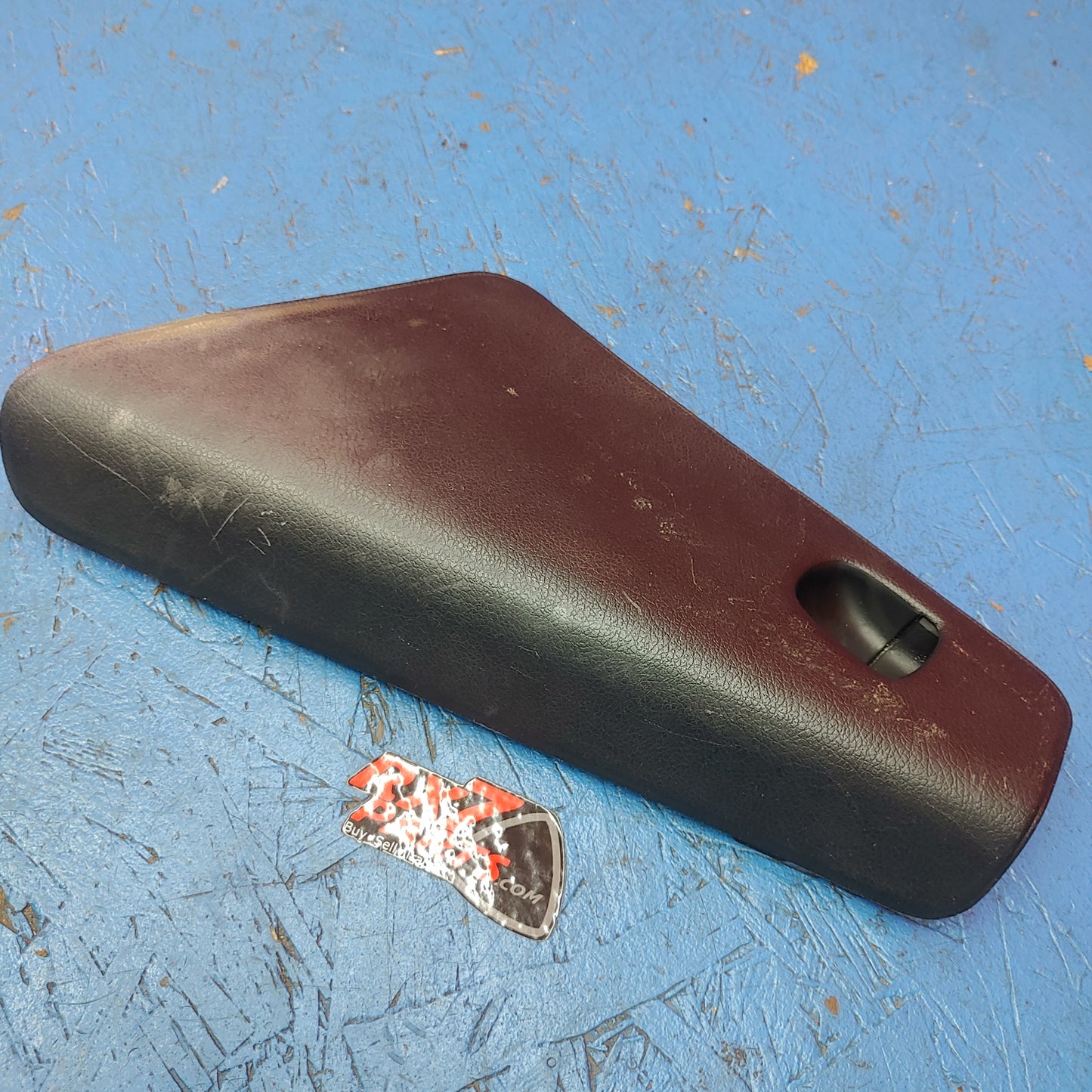RHD Right Side Rear Hatch Jack Cover FD01 68 8T0 RH RX7 FD FD3S 93 - 02 Mazda S8B39/25