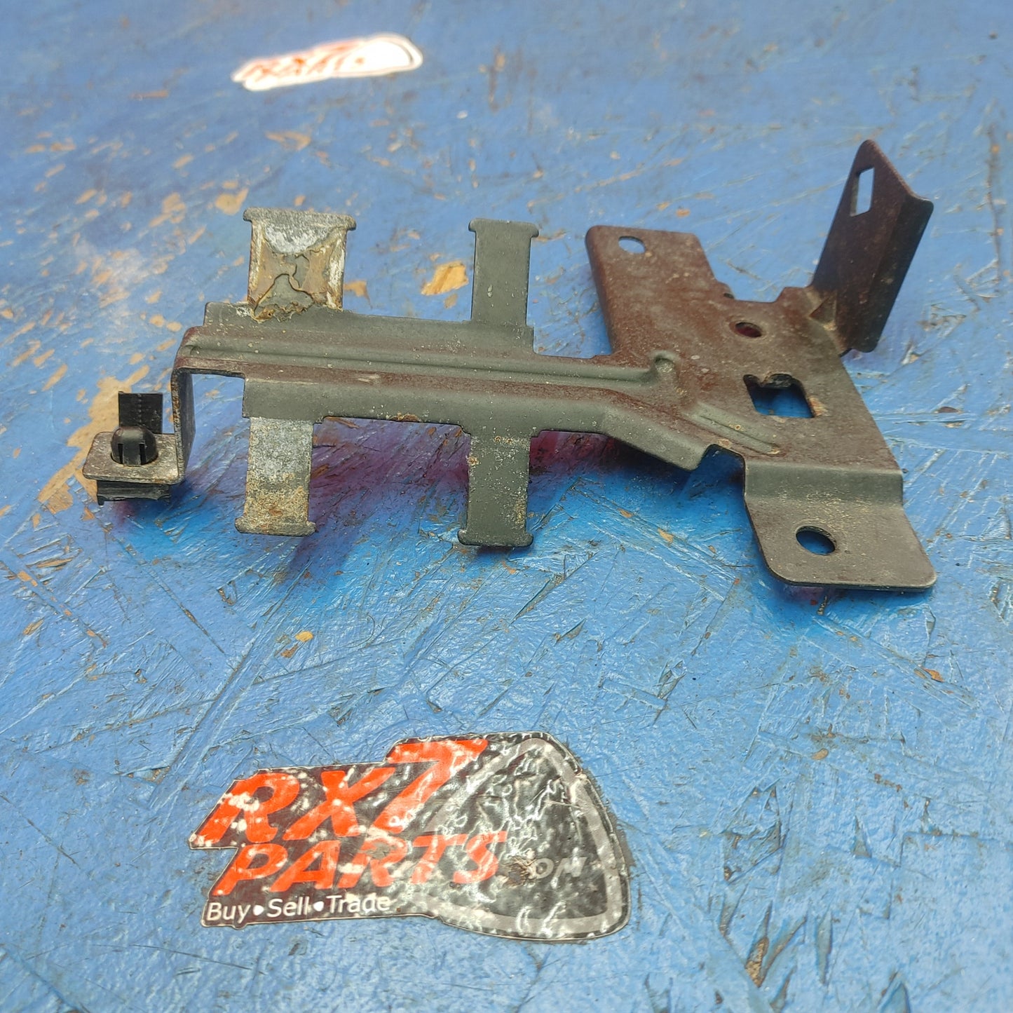 LHD, RHD Fuse Box Mounting Bracket RX7 FD FD3S 93 - 02 Mazda S7B35/6