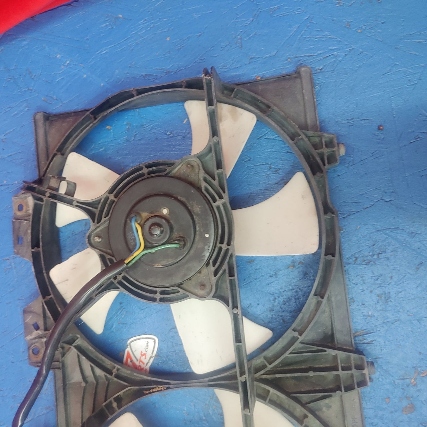 LHD, RHD Dual Electric Radiator Fan Assembly RX7 FD FD3S 93 - 95 Mazda S4B0/247
