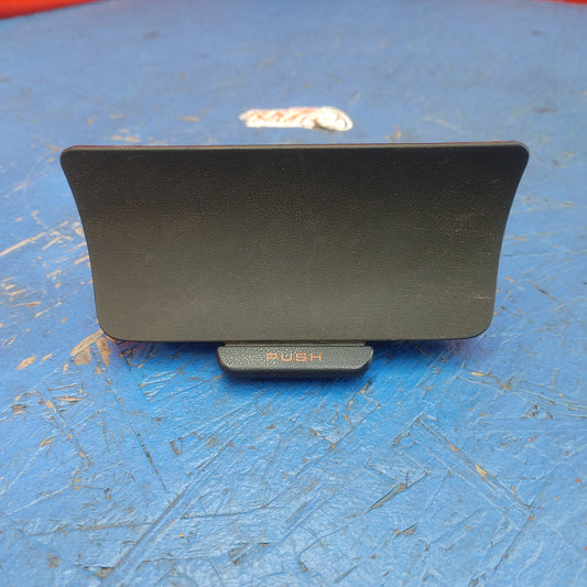 LHD, RHD Ash Tray Assembly With Lid  RX7 FC FC3S 86 - 91 Mazda S12B14/6