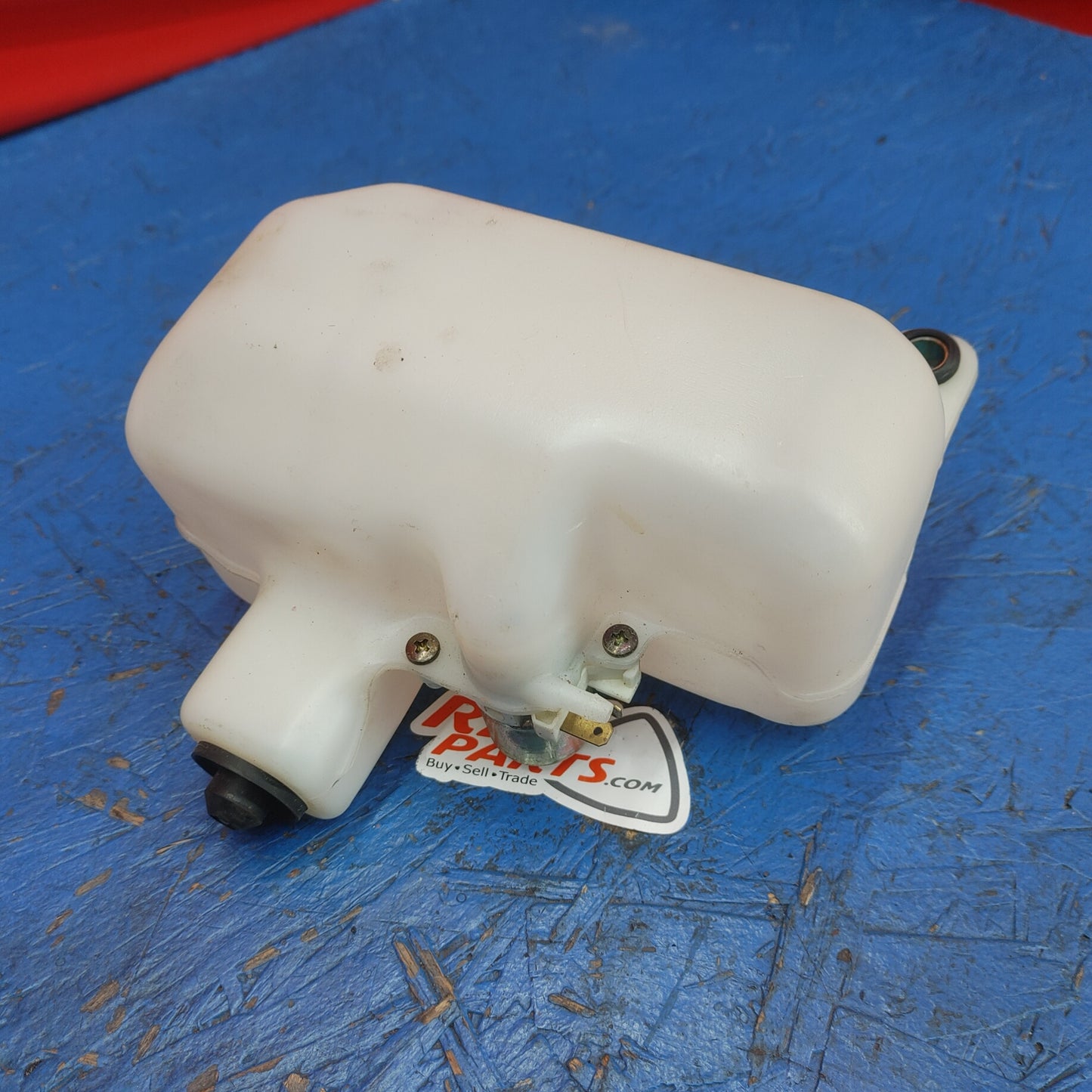 LHD, RHD Rear Window Hatch Washer Fluid Reservoir RX7 FD FD3S 93 - 02 Mazda S12B17/15