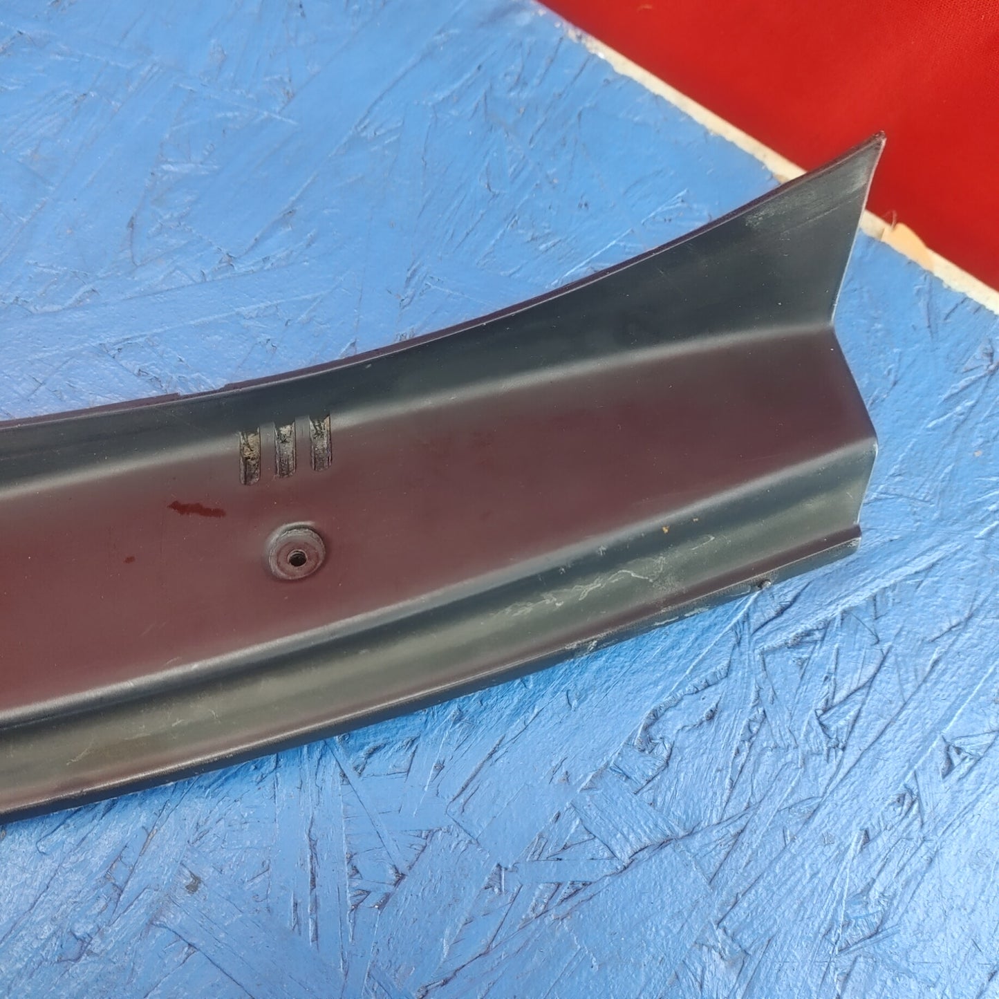 LHD, RHD Rear Center Light Trim FD01-51-58Y RX7 FD FD3S 93 - 02 Mazda S12B17/5