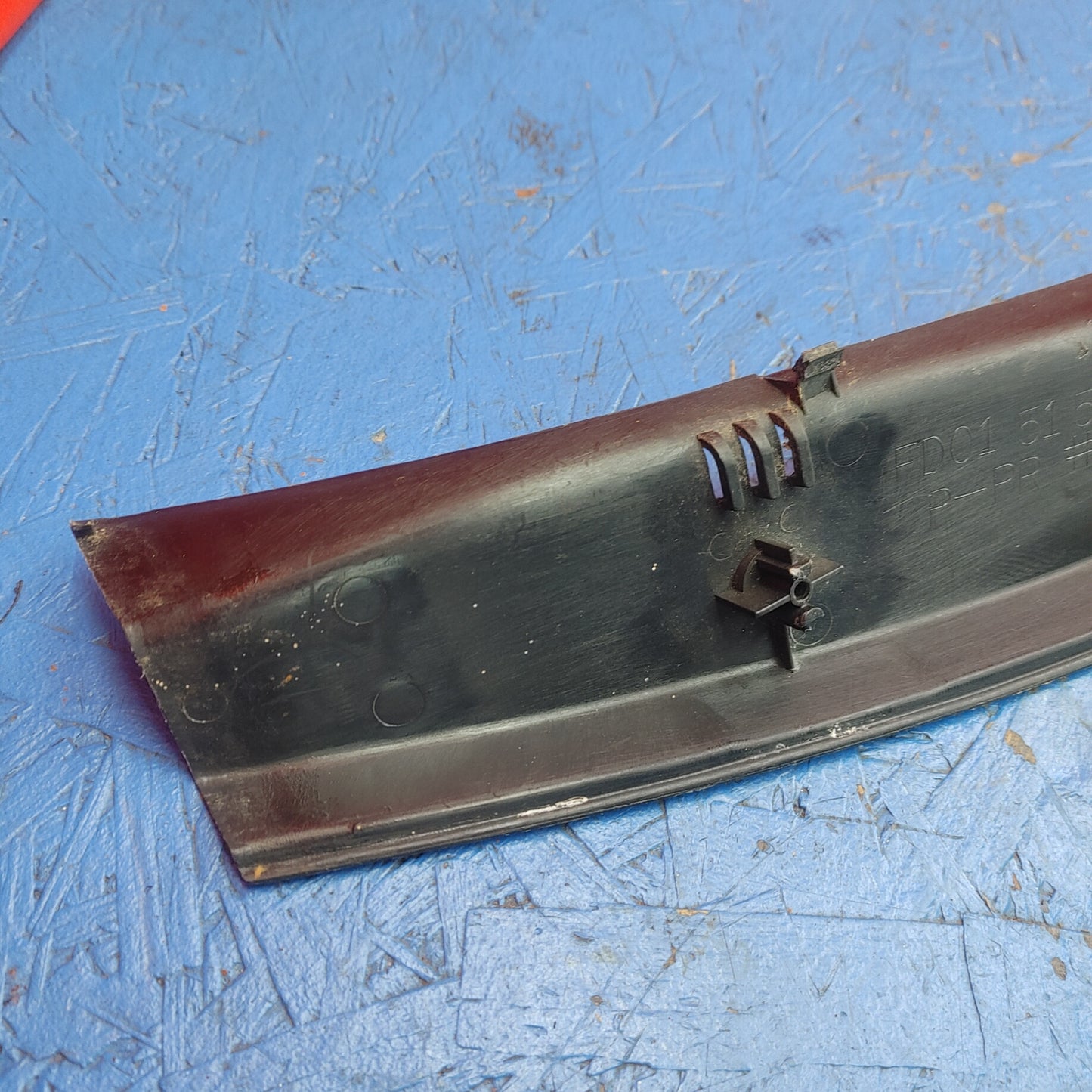 LHD, RHD Rear Center Light Trim FD01-51-58Y RX7 FD FD3S 93 - 02 Mazda S12B17/5