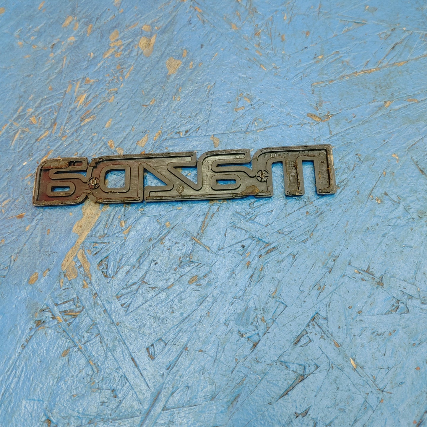 LHD, RHD 81-83 Rx7 Front 2 Pin Mazda Emblem RX7 SA SA22C FB FB3S 79 - 85 Mazda S12B1/8