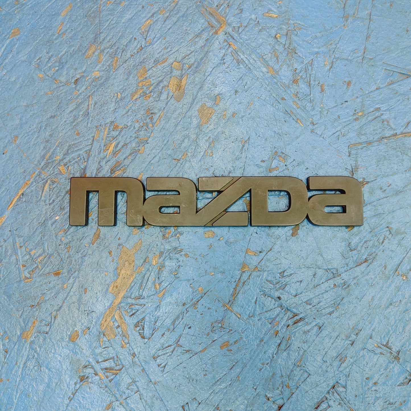 LHD, RHD 81-83 Rx7 Front 2 Pin Mazda Emblem RX7 SA SA22C FB FB3S 79 - 85 Mazda S12B1/8