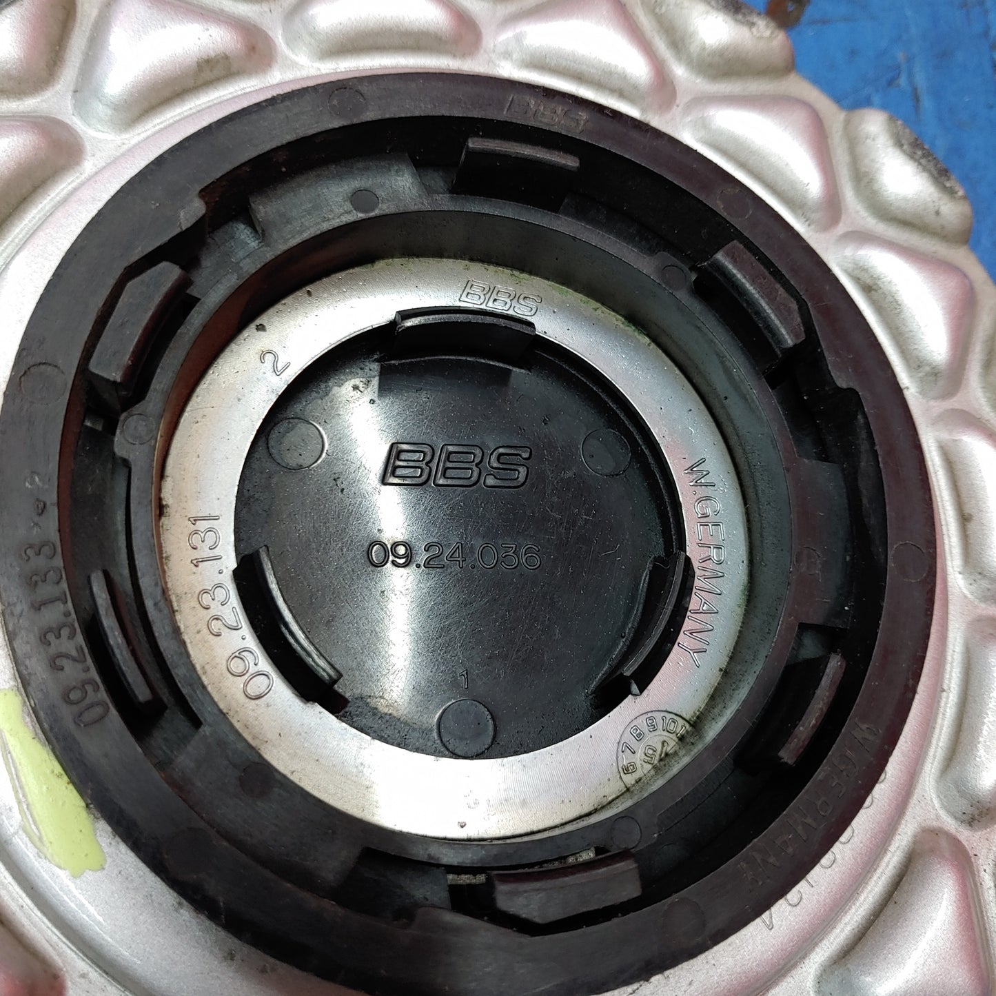 Genuine Bbs Center Cap Waffle (Infiniti Center Cap) 09-23-0134 S12B2/2