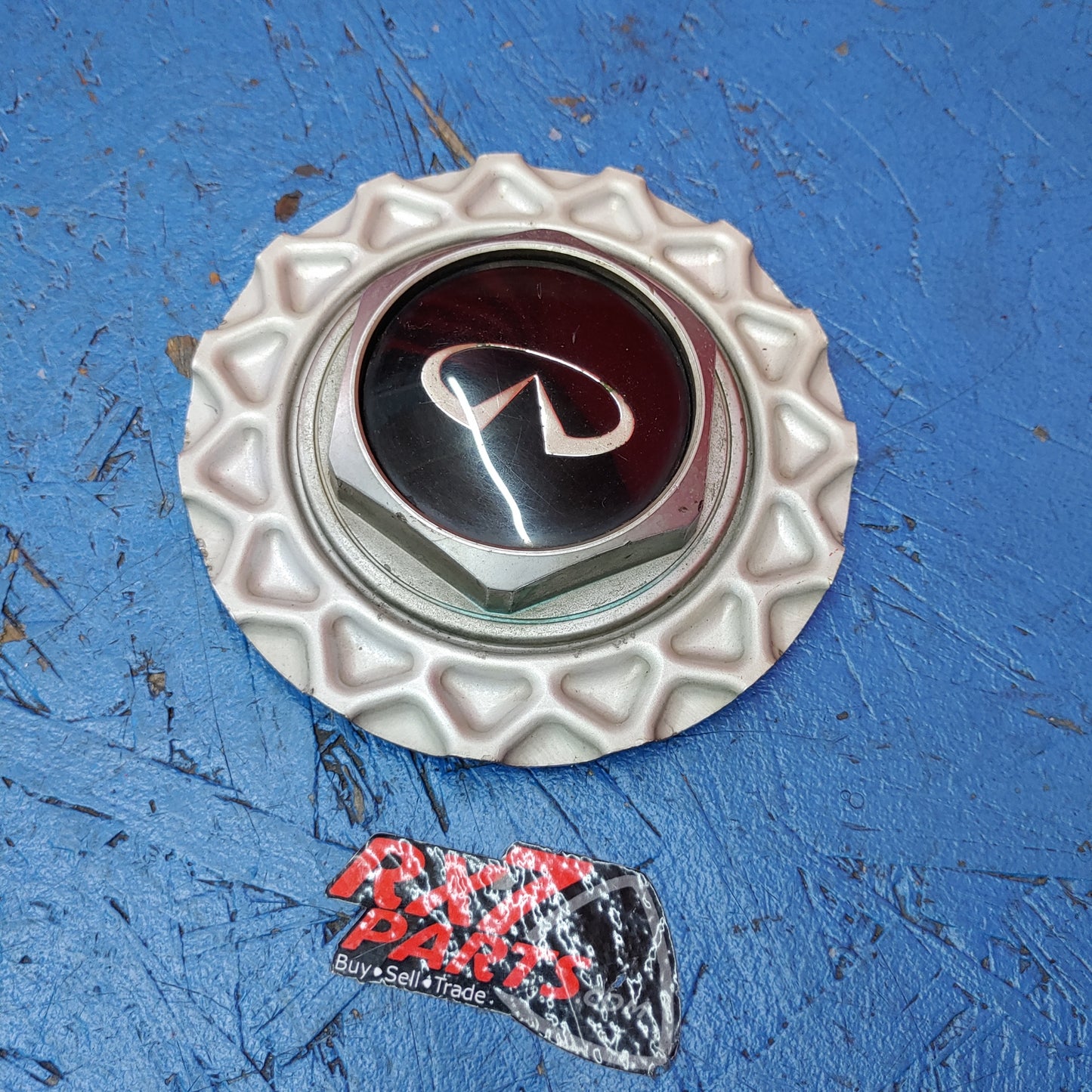 Genuine Bbs Center Cap Waffle (Infiniti Center Cap) 09-23-0134 S12B2/2