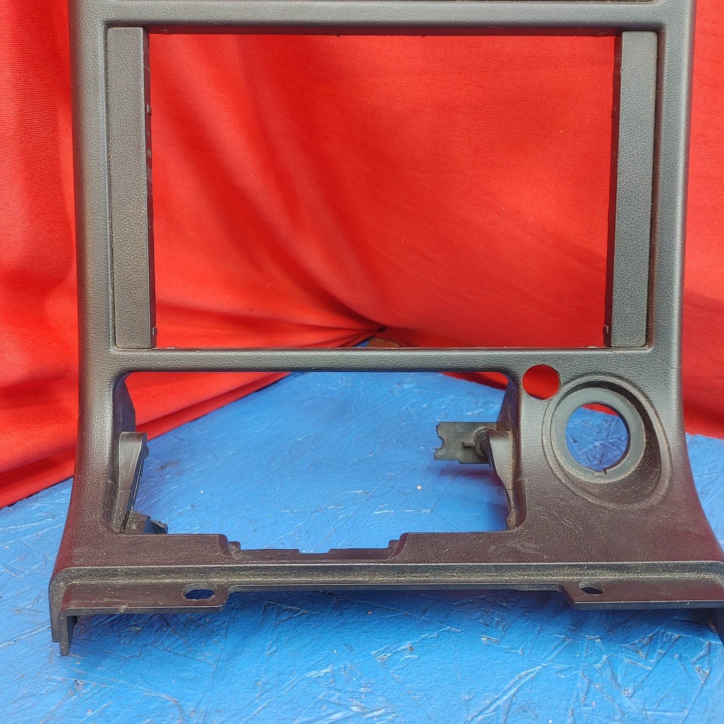 LHD, RHD Radio Stereo Surround Bezel With Center Air Louver Dash Vent Radio Trim RX7 FC FC3S 86 - 91 Mazda S12B5/7