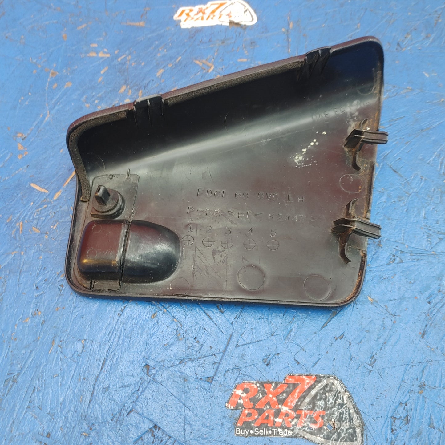 LHD, RHD Left Hatch Trunk Jack Cover FD01-68-8V0 RX7 FD FD3S 93 - 02 Mazda S12B6/16