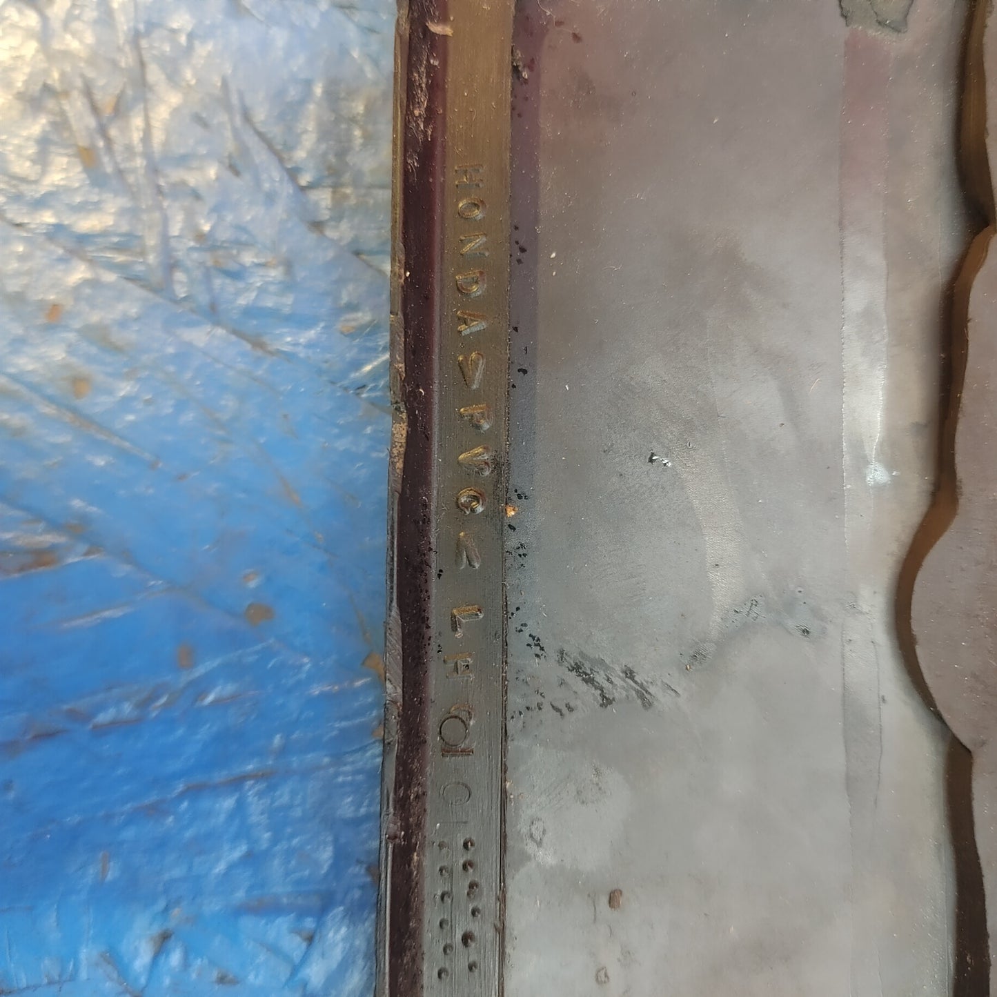 01-06 Honda Integra Driver Side Rear Quarter Glass S12B6/1