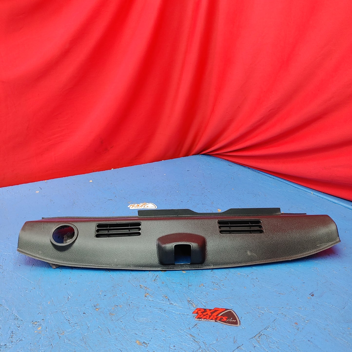 LHD, RHD Rear Hatch Center Trunk Garnish FD01-68-89X RX7 FD FD3S 93 - 02 Mazda S4B0/196
