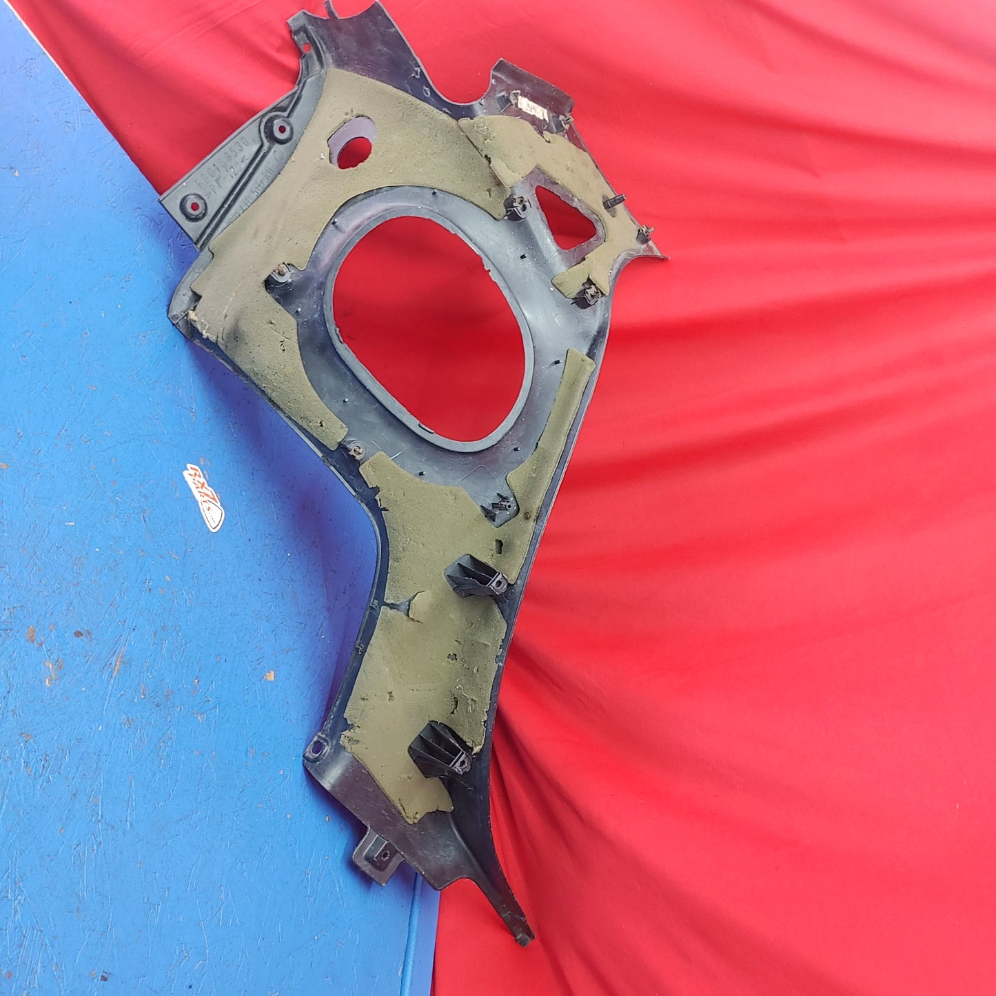 LHD, RHD Black Rear Quarter Plastic Rear Seat Bin Damaged See Photos FD01 68 560 RX7 FD FD3S 93 - 02 Mazda S4B0214b