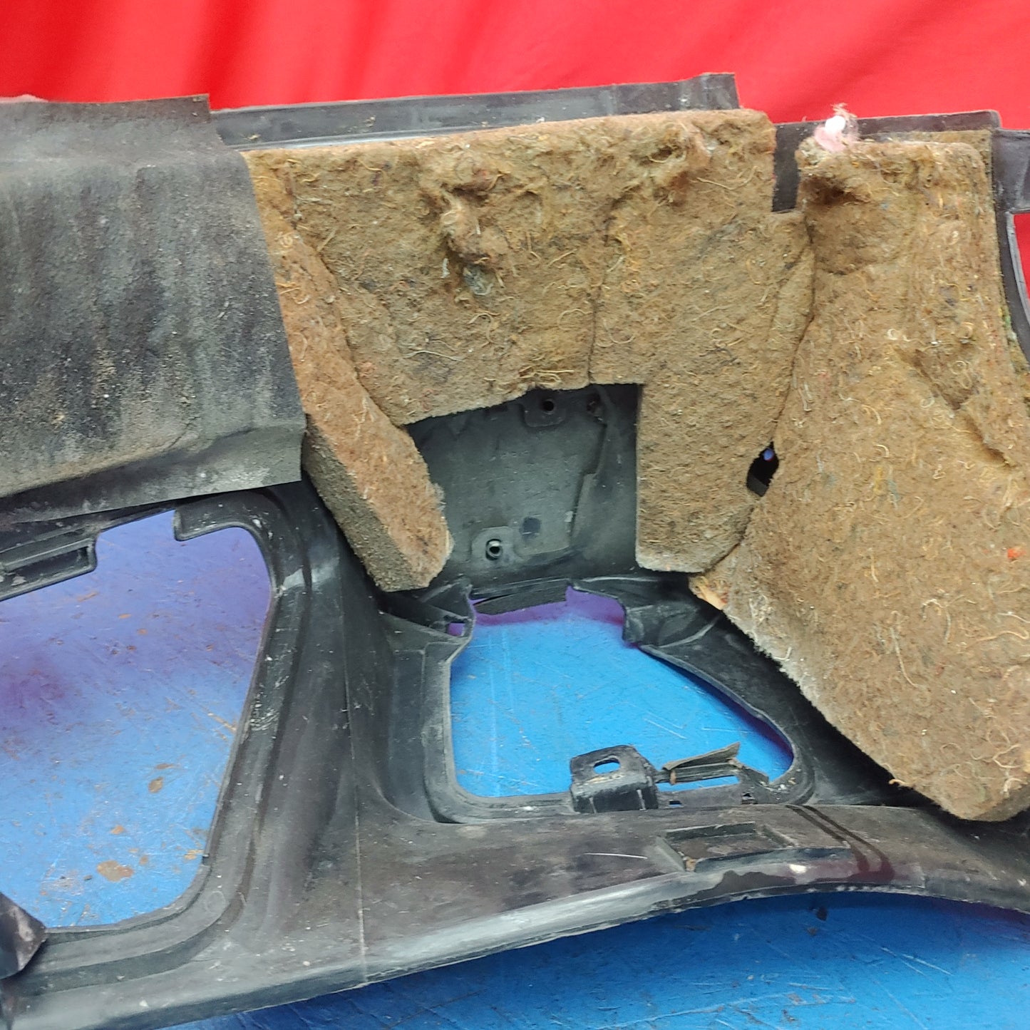 LHD, RHD Rear Strut Cover Trim Plastic RX7 FD FD3S 93 - 02 Mazda S4B0/236b