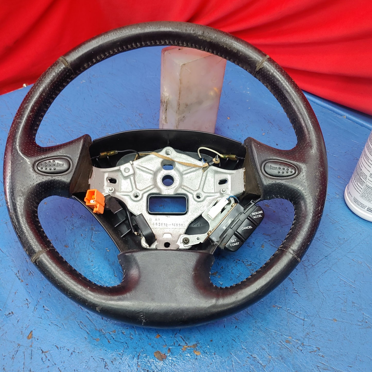 LHD, RHD Oem Steering Wheel Rough Shape With Cruise Control Button RX7 FD FD3S 93 - 02 Mazda S4B0/252