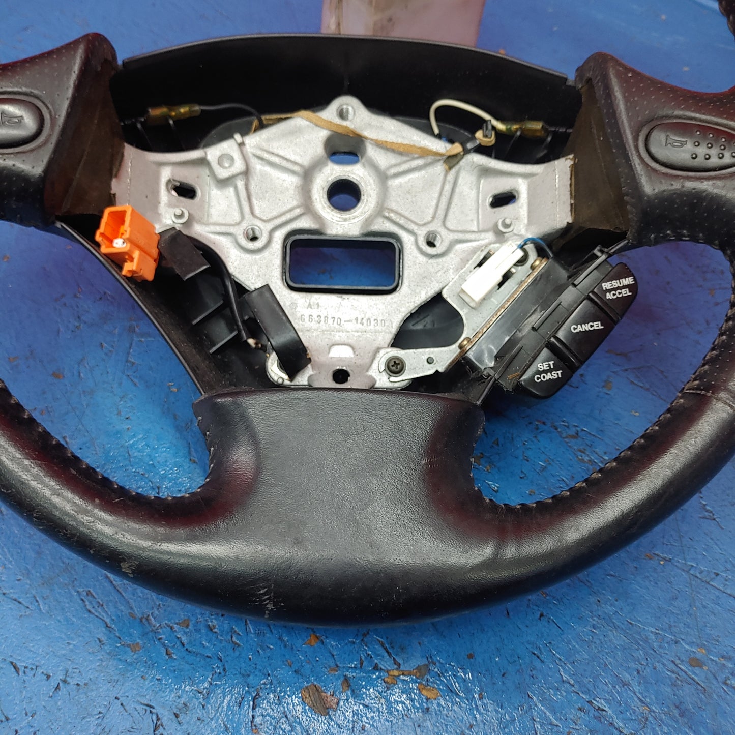LHD, RHD Oem Steering Wheel Rough Shape With Cruise Control Button RX7 FD FD3S 93 - 02 Mazda S4B0/252