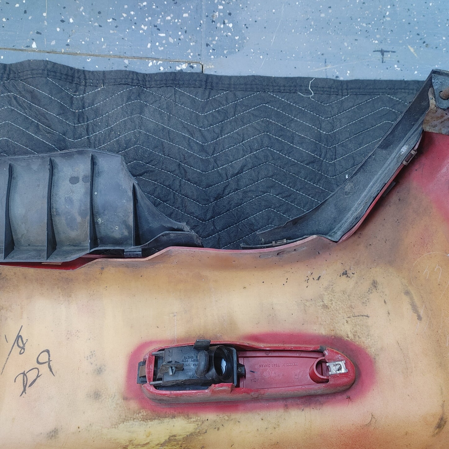 LHD, RHD Rear Bumper Valance NO BUMPER FD01-50-231A RX7 FD FD3S 93 - 02 Mazda S4B0/257