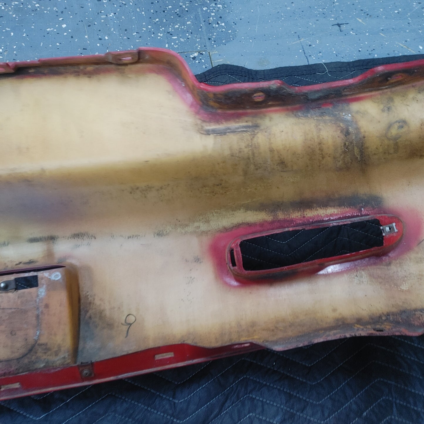 LHD, RHD Red Rear Bumper Fd RX7 FD FD3S 93 - 02 Mazda S4B0/258