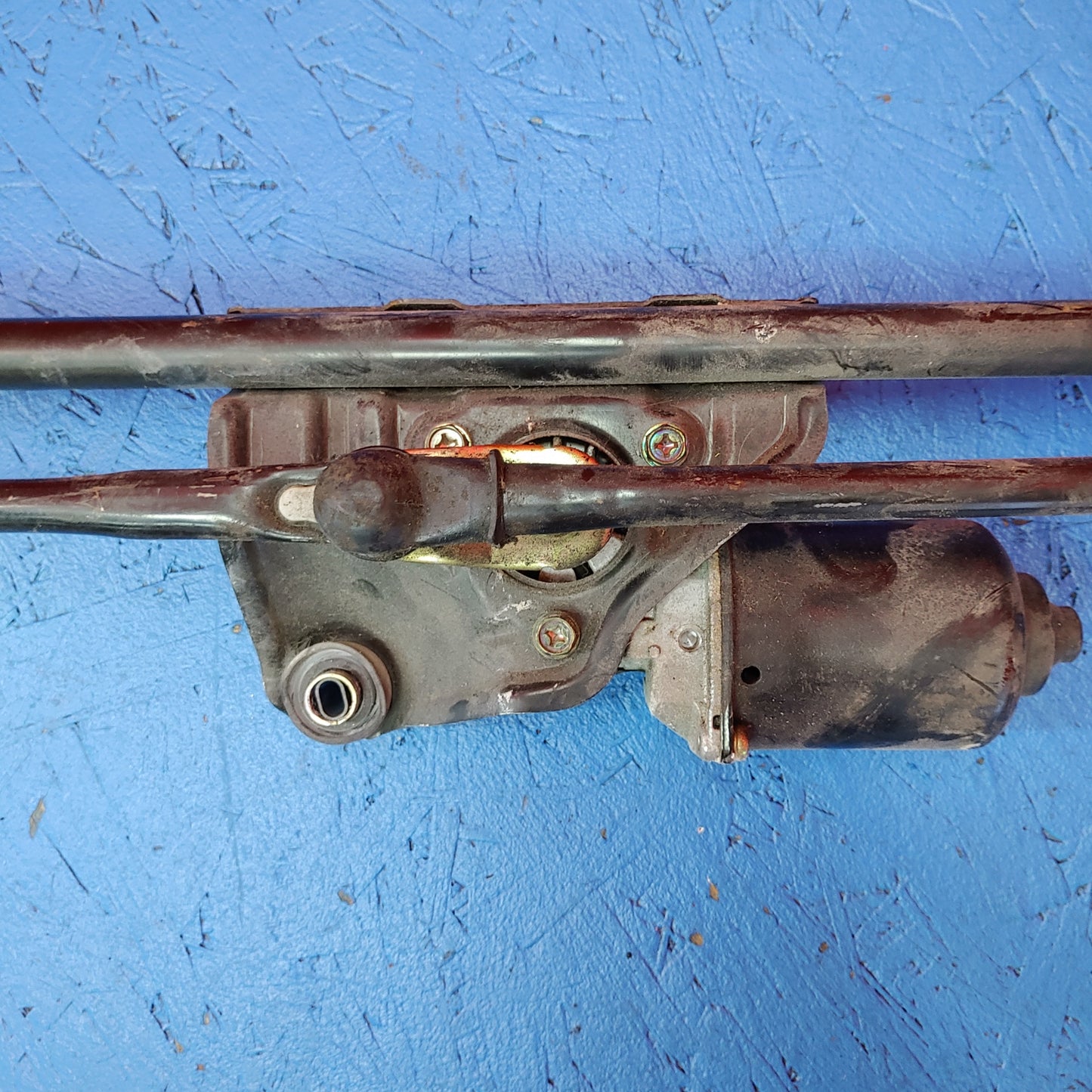 Wiper Arm Motor and Assembly Is300 SXE10 01 - 05 Lexus S4B30/19