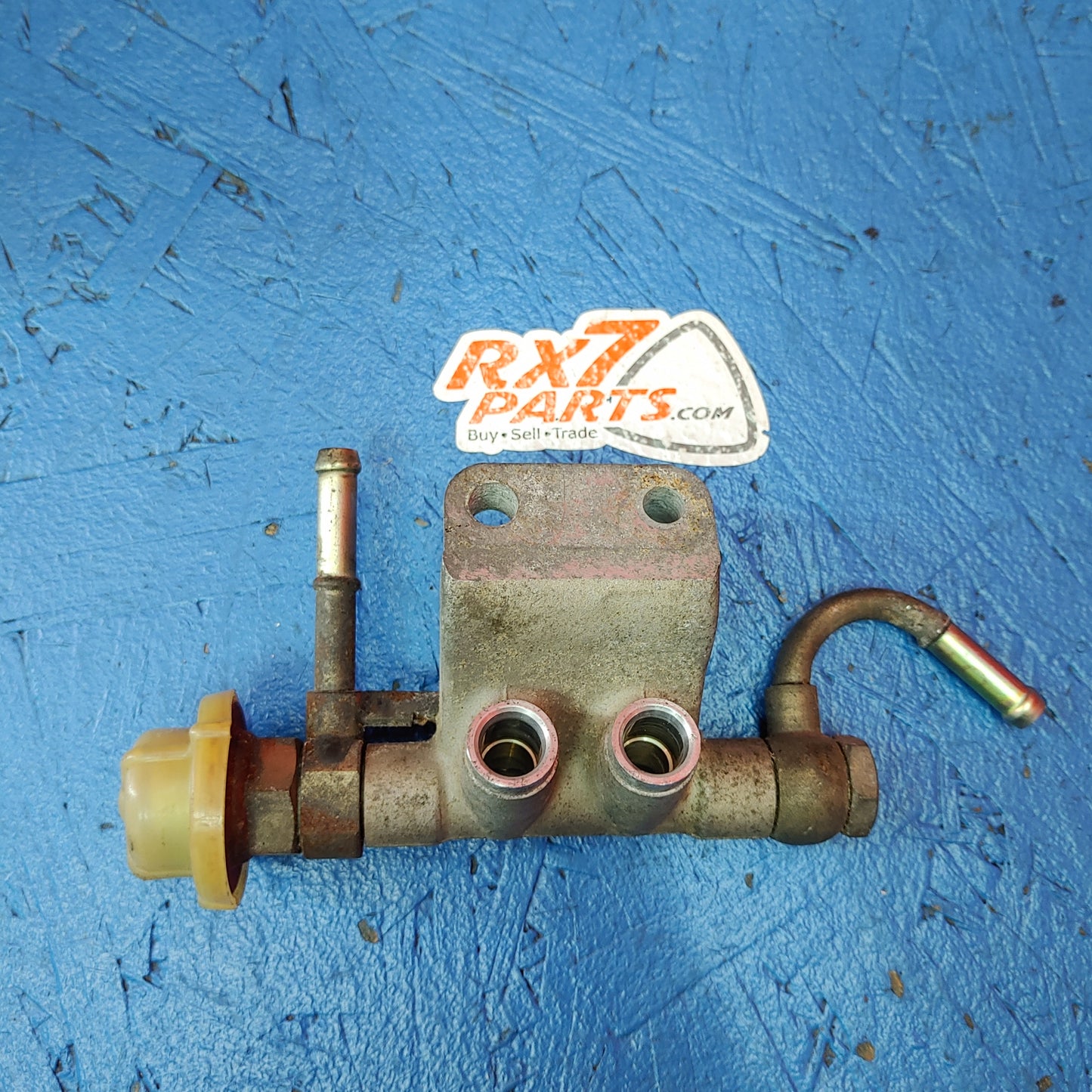 Fuel Rail RX7 FC FC3S 86 - 91 Mazda S7B32/12