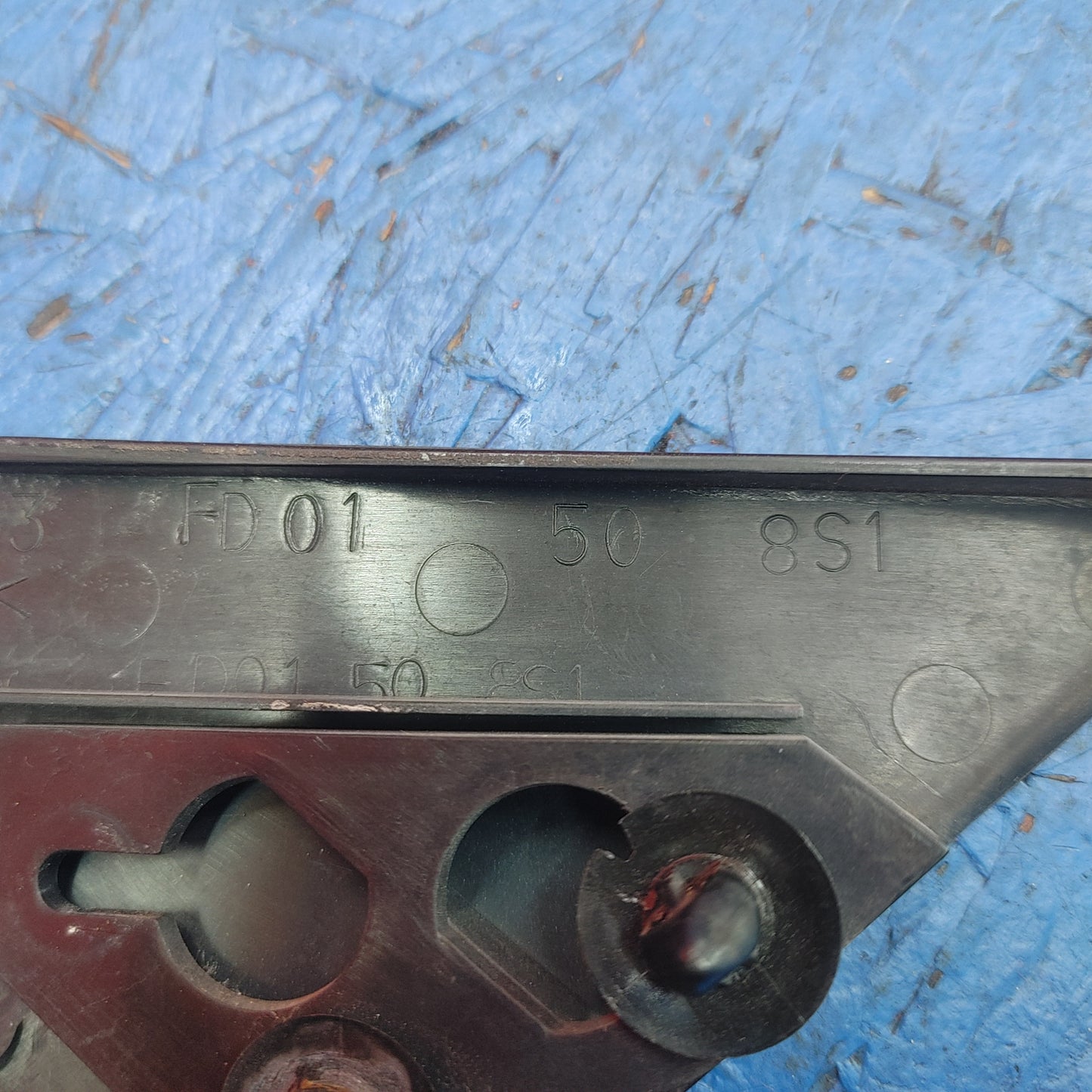 LHD, RHD Left Outer Triangle Exterior Trim FD01-50-8S1 RX7 FD FD3S 93 - 02 Mazda S8B29/15