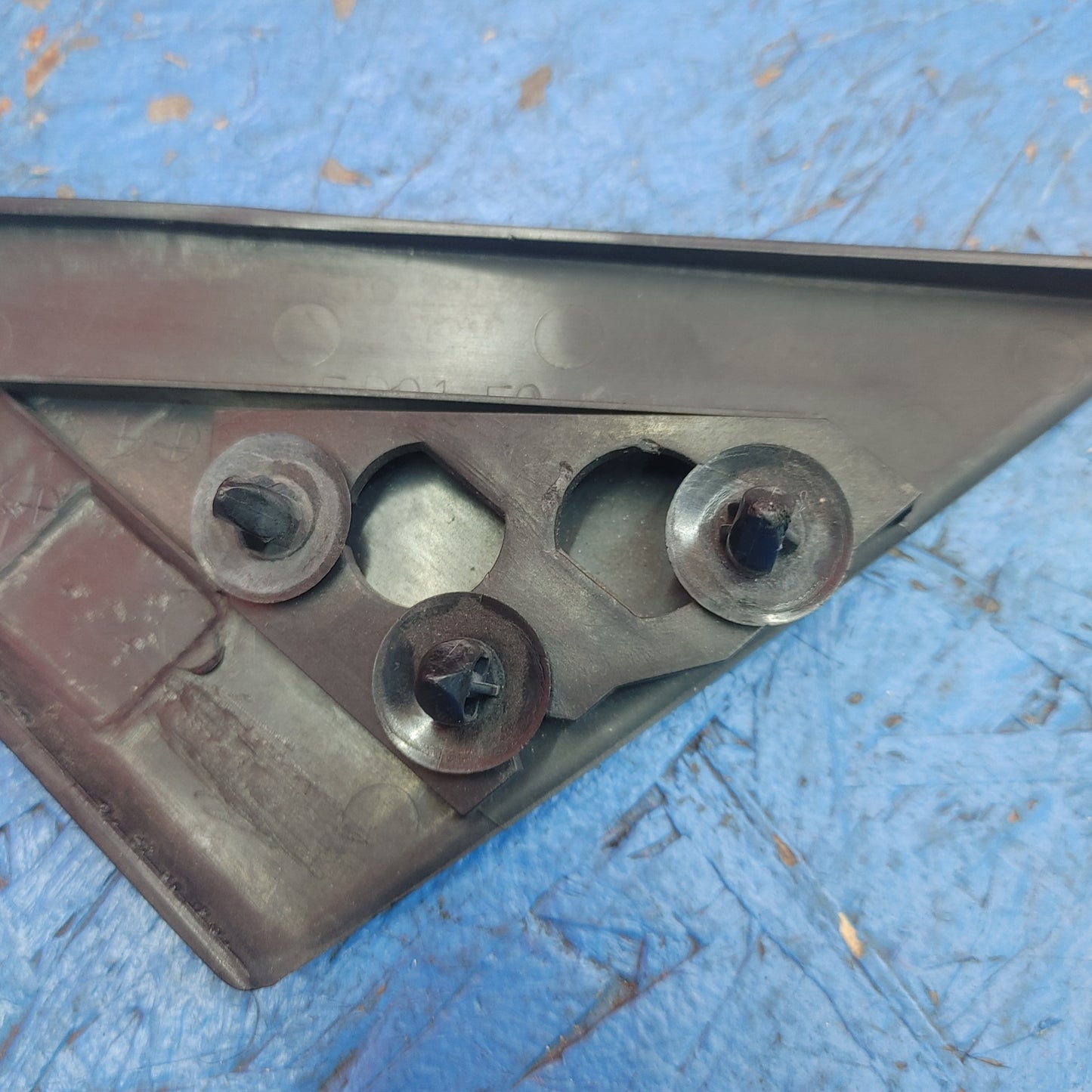 LHD, RHD Left Outer Triangle Exterior Trim FD01-50-8S1 RX7 FD FD3S 93 - 02 Mazda S8B29/16