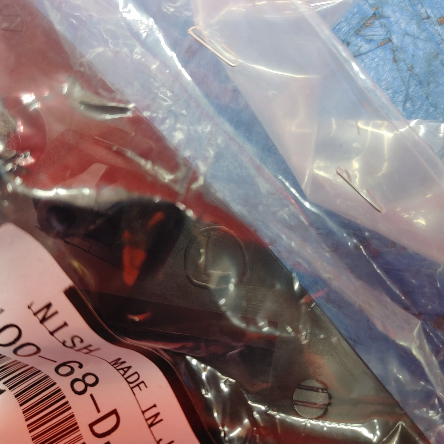 LHD, RHD Left Side Inner Door Triangle Trim Mirror Bolt Cover F100-68-DJYC RX7 FD FD3S 93 - 02 Mazda S8B29/23