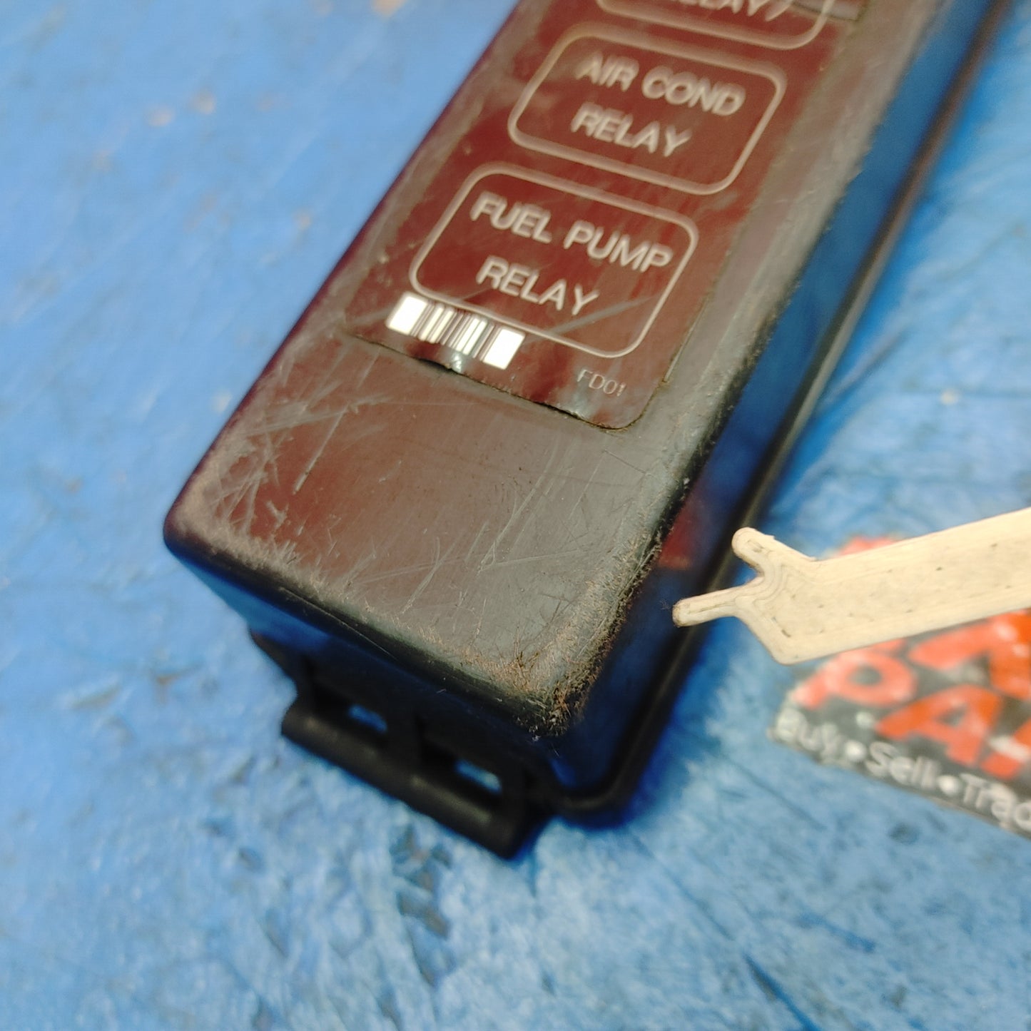 LHD, RHD Relay Box Fuse Cover Front Middle Engine Bay (LID ONLY) RX7 FD FD3S 93 - 02 Mazda S8B29/5