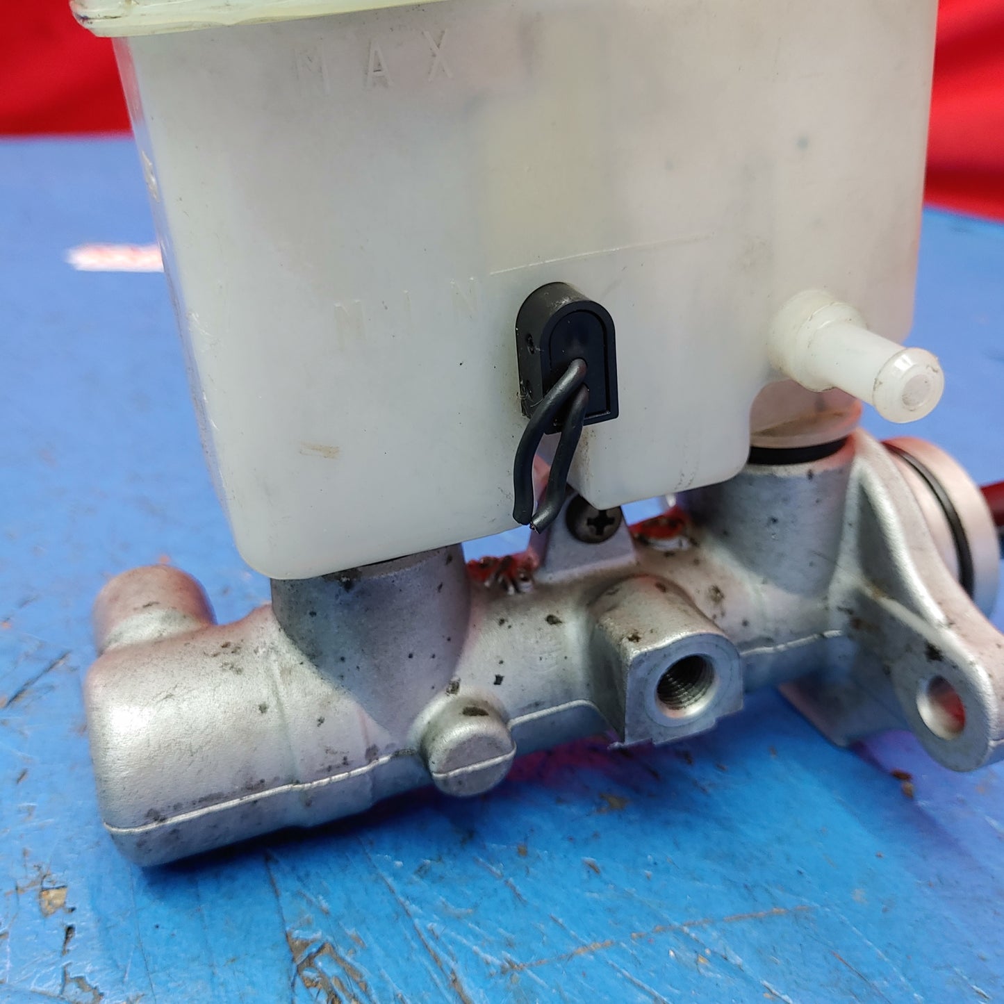 RHD Brake Master Cylinder RX7 FD FD3S 93 - 02 Mazda S8B32/11