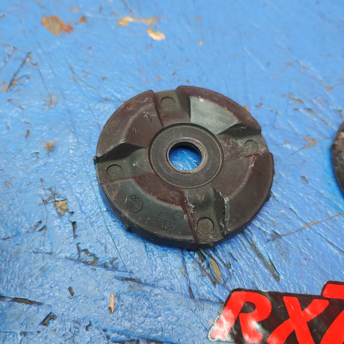 LHD, RHD Shock Top Mount Rubber - Pair RX7 FD FD3S 93 - 02 Mazda S8B32/13