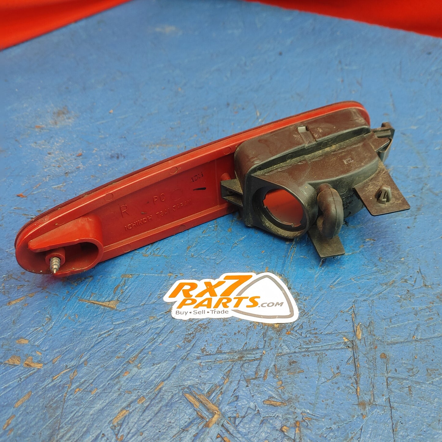 LHD, RHD Rear Right Rh Bumper Mounted Marker/Reverse Light (With Defects)) RX7 FD FD3S 93 - 02 Mazda S8B34/3