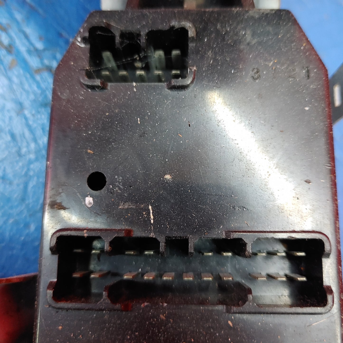 LHD Flasher CPU with Relay Bracket Holder (COMPLETE ASSEMBLY) RX7 FD FD3S 93 - 95 Mazda S9B30/20