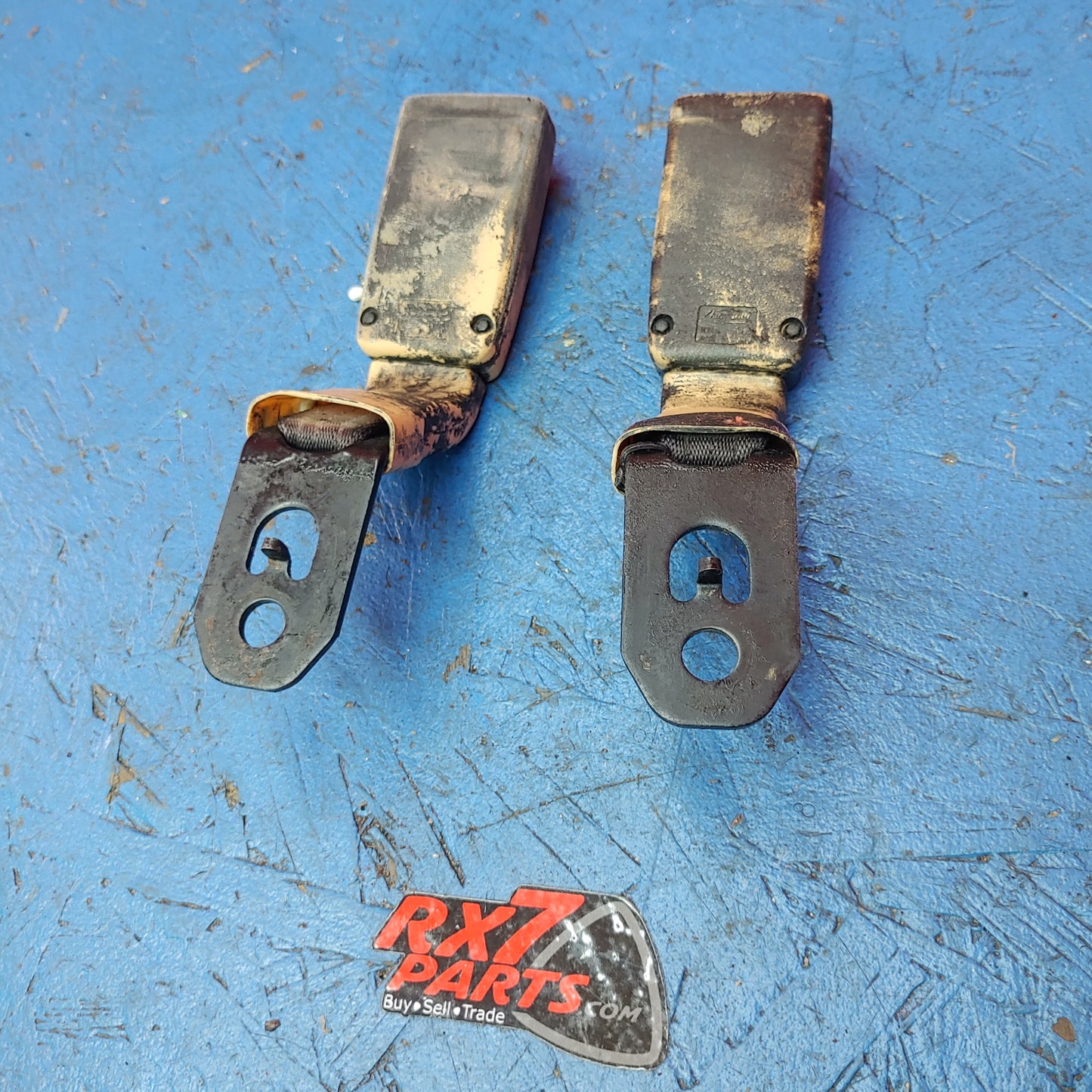 LHD Set Of Seat Belt Buckles RX7 FD FD3S 93 - 02 Mazda S9B32/2
