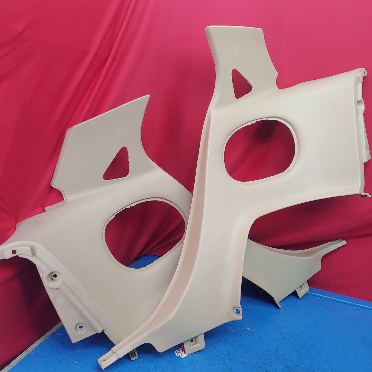 LHD, RHD Tan Pair Of Rear Quarter Plastics Rear Seat Bins FD01 68 560 RX7 FD FD3S 93 - 02 Mazda S4B0211