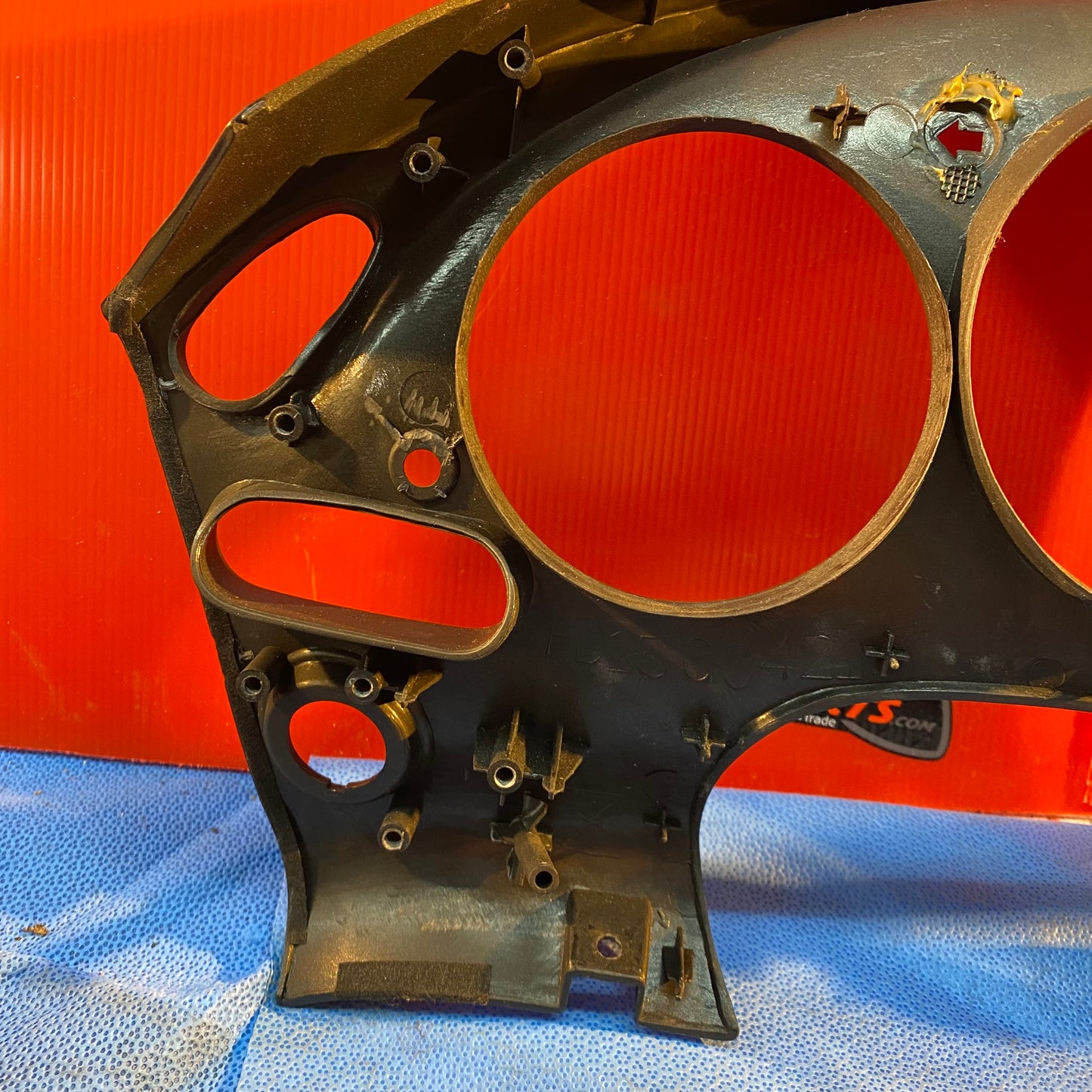 LHD Gauge Cluster Bezel Non Textured FD15:G0:421, FD01:90:421 Mazda Rx7 FD3S FD S4B17GCB