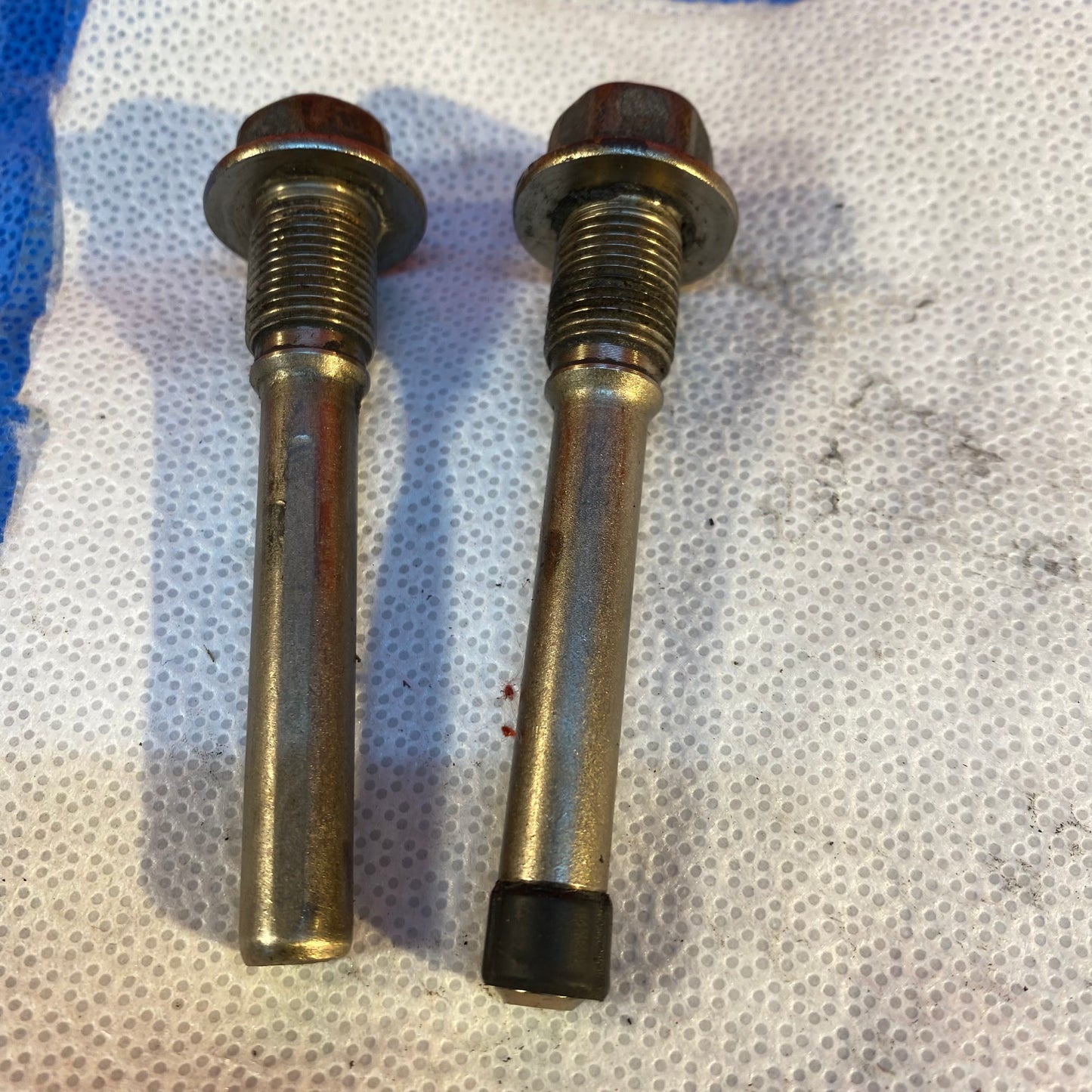 LHD, RHD Rear Disc Brake Caliper Guide Pin Bolts with Bellows and Banjo Bolt Mazda Rx7 FD3S FD S5B11/15