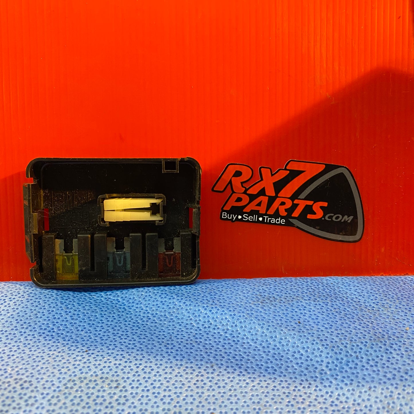 LHD, RHD Interior Fuse Box Lid/Cover : Cracked Mazda Rx7 FD3S FD S4B10FBLCC - RX7Parts