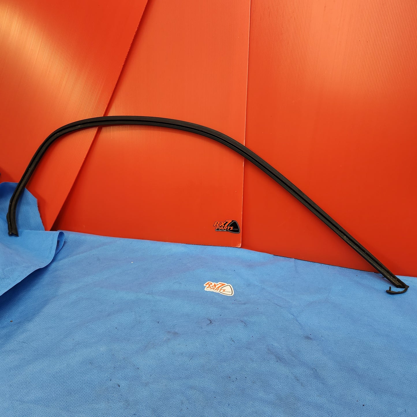 LHD, RHD Used Left Glass Weatherstrip molding L: FD01:58:76YJ R: FD01:59:76YJ Mazda Rx7 FD3S FD S4b8lgws