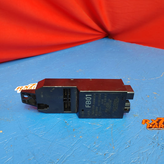 Turn Signal FLasher Control Unit CPU OEM  FB01-67-564 RX7 FC FC3S 79 - 85 Mazda s7b15/6